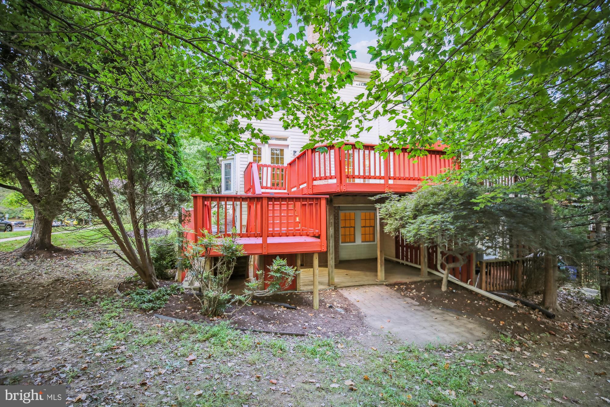 JAMES CREEK - Residential