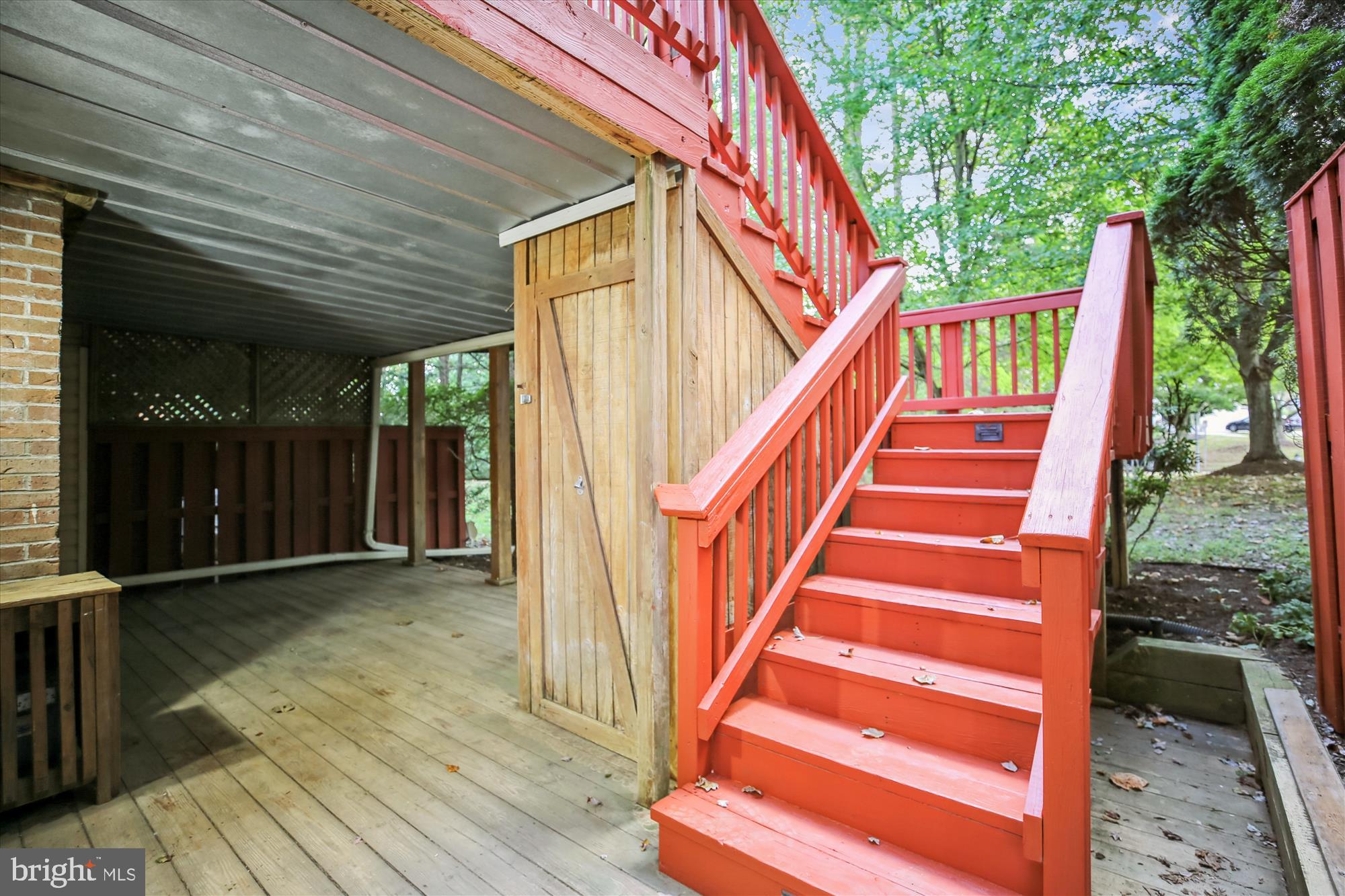 JAMES CREEK - Residential