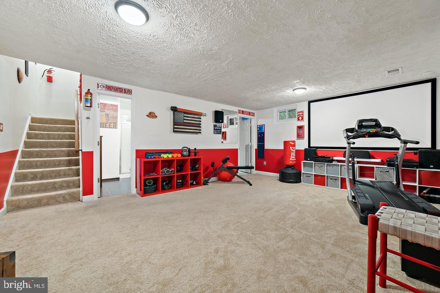 LAKE RIDGE - Residential Lease