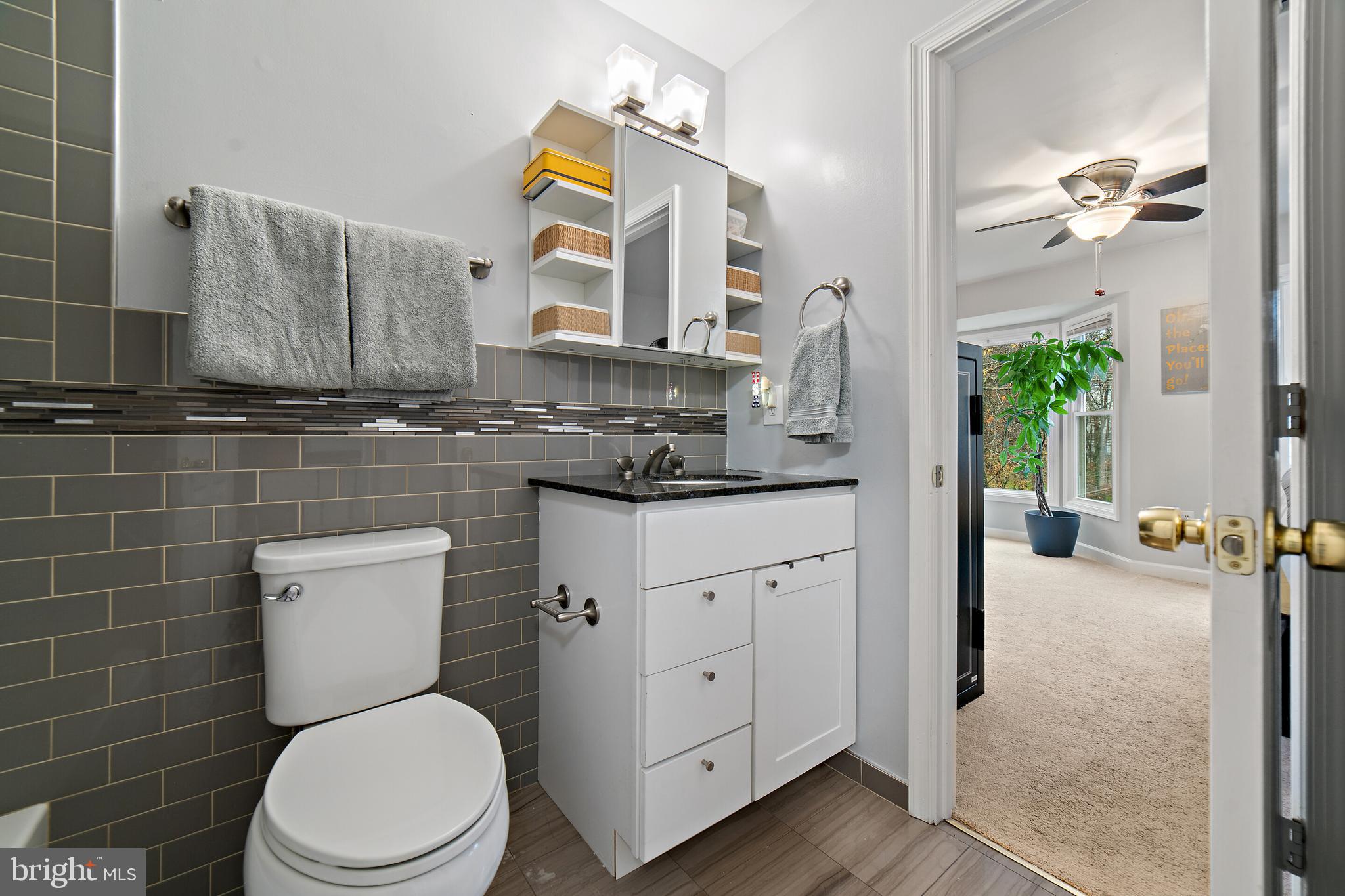 LAKE RIDGE - Residential Lease