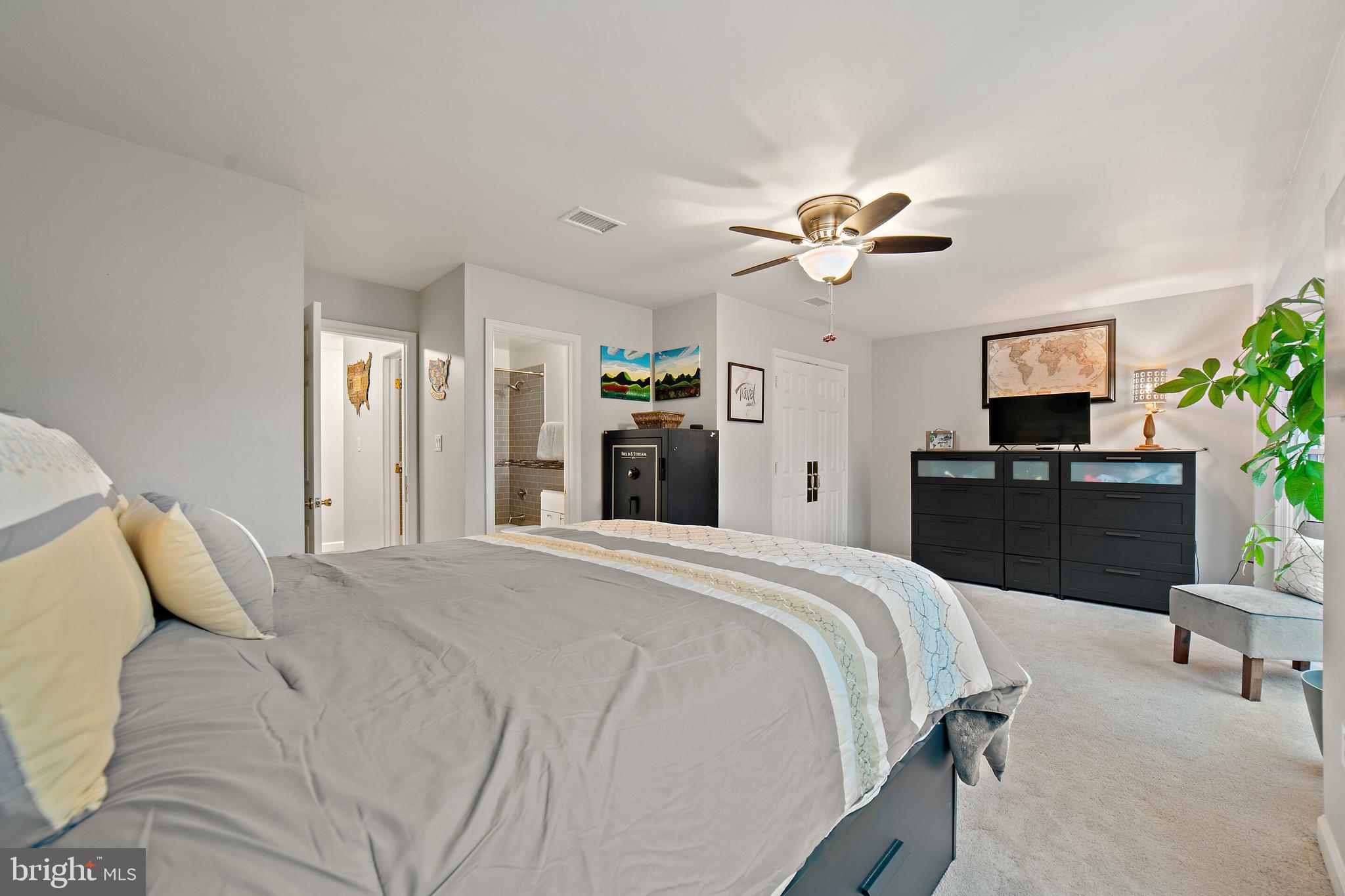 LAKE RIDGE - Residential Lease