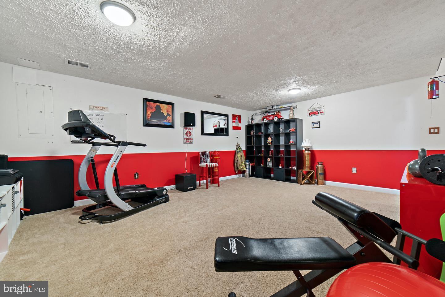 LAKE RIDGE - Residential Lease