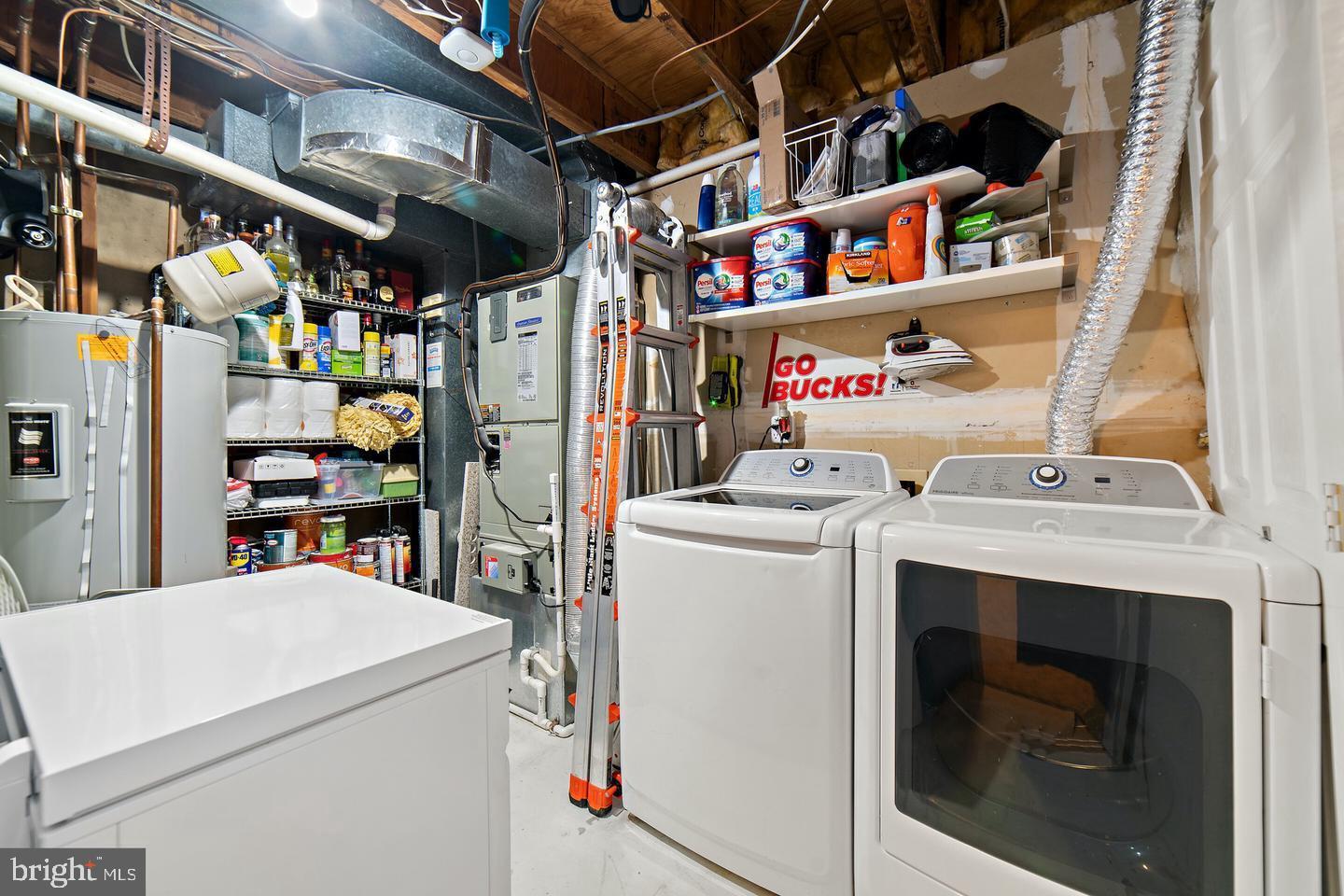 LAKE RIDGE - Residential Lease