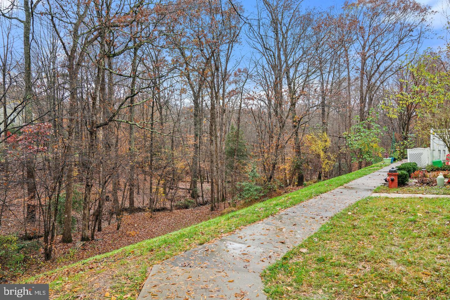 LAKE RIDGE - Residential Lease