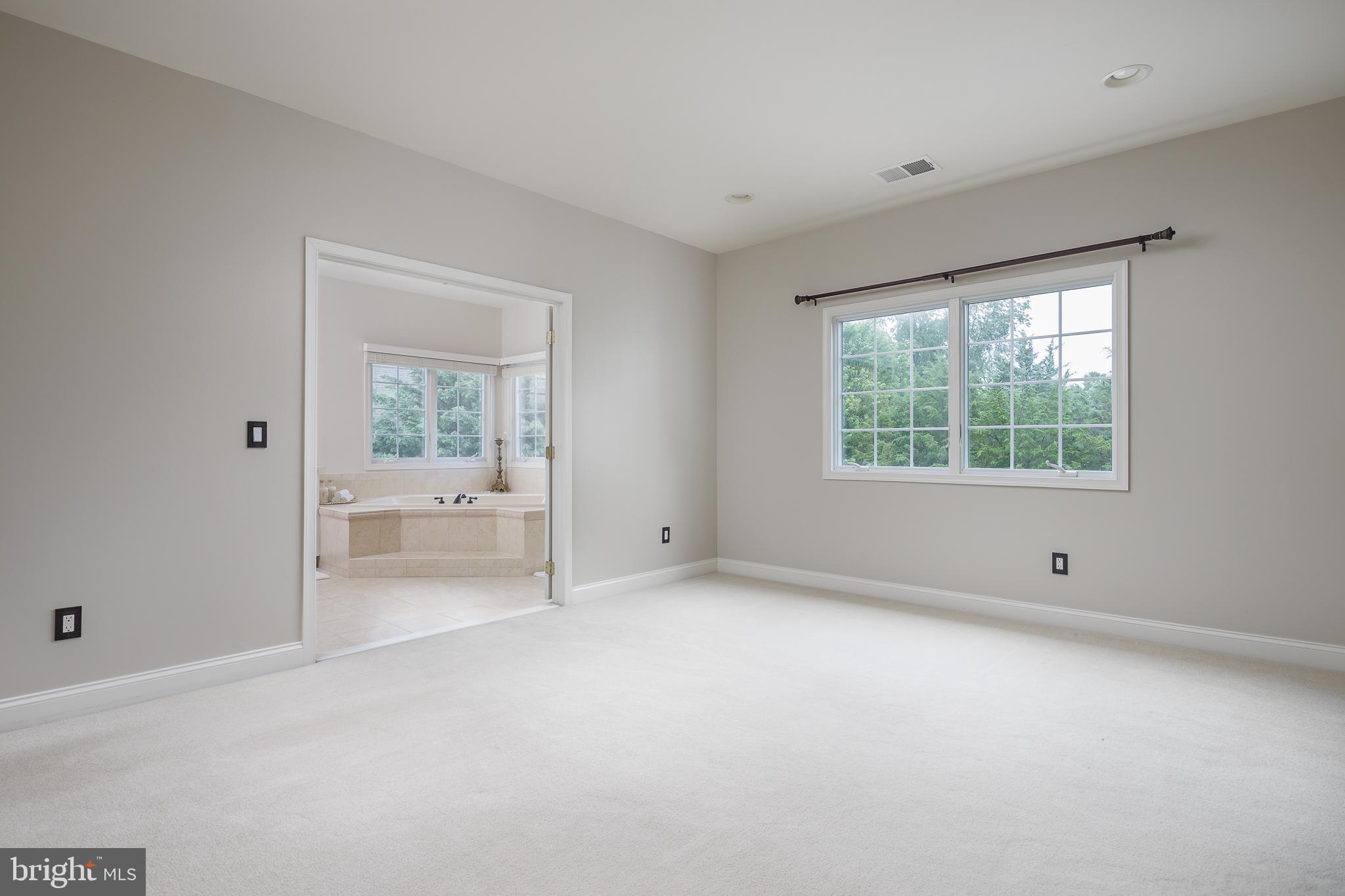 DOMINION VALLEY COUNTRY CLUB - Residential