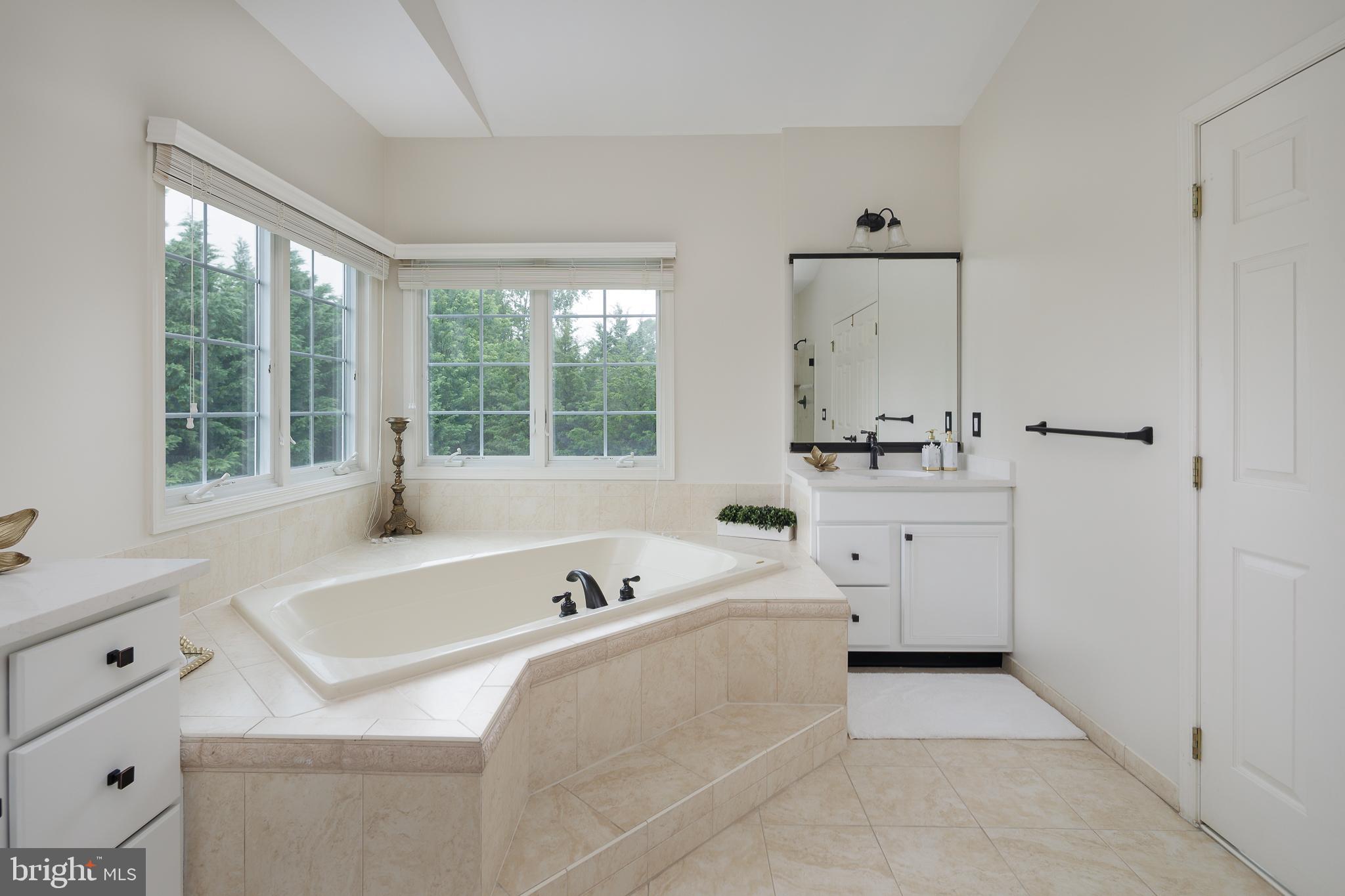 DOMINION VALLEY COUNTRY CLUB - Residential