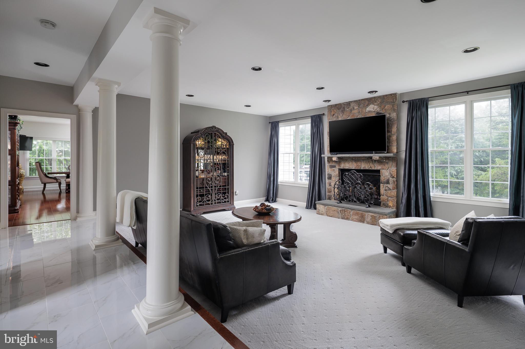 DOMINION VALLEY COUNTRY CLUB - Residential