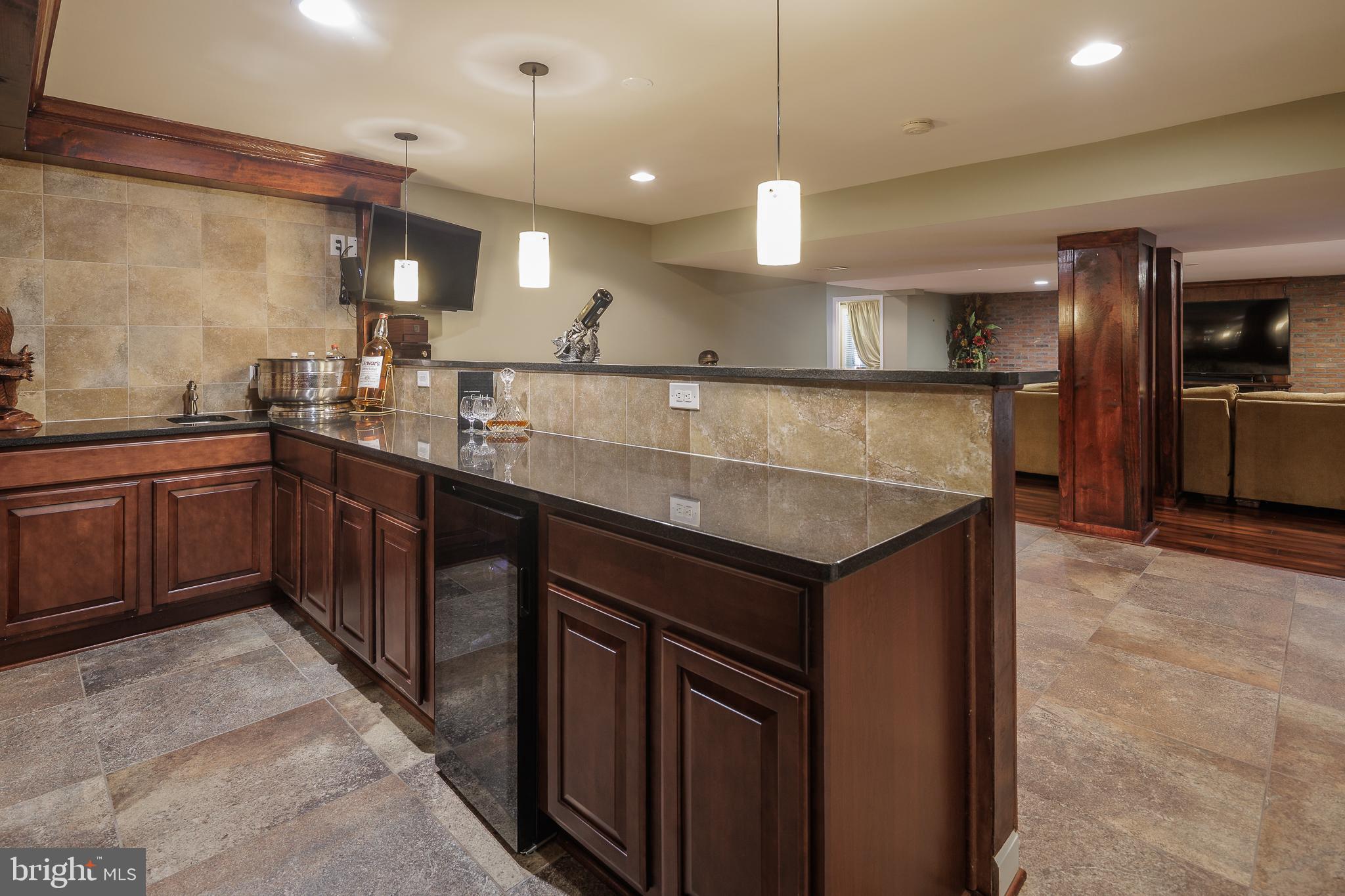 DOMINION VALLEY COUNTRY CLUB - Residential