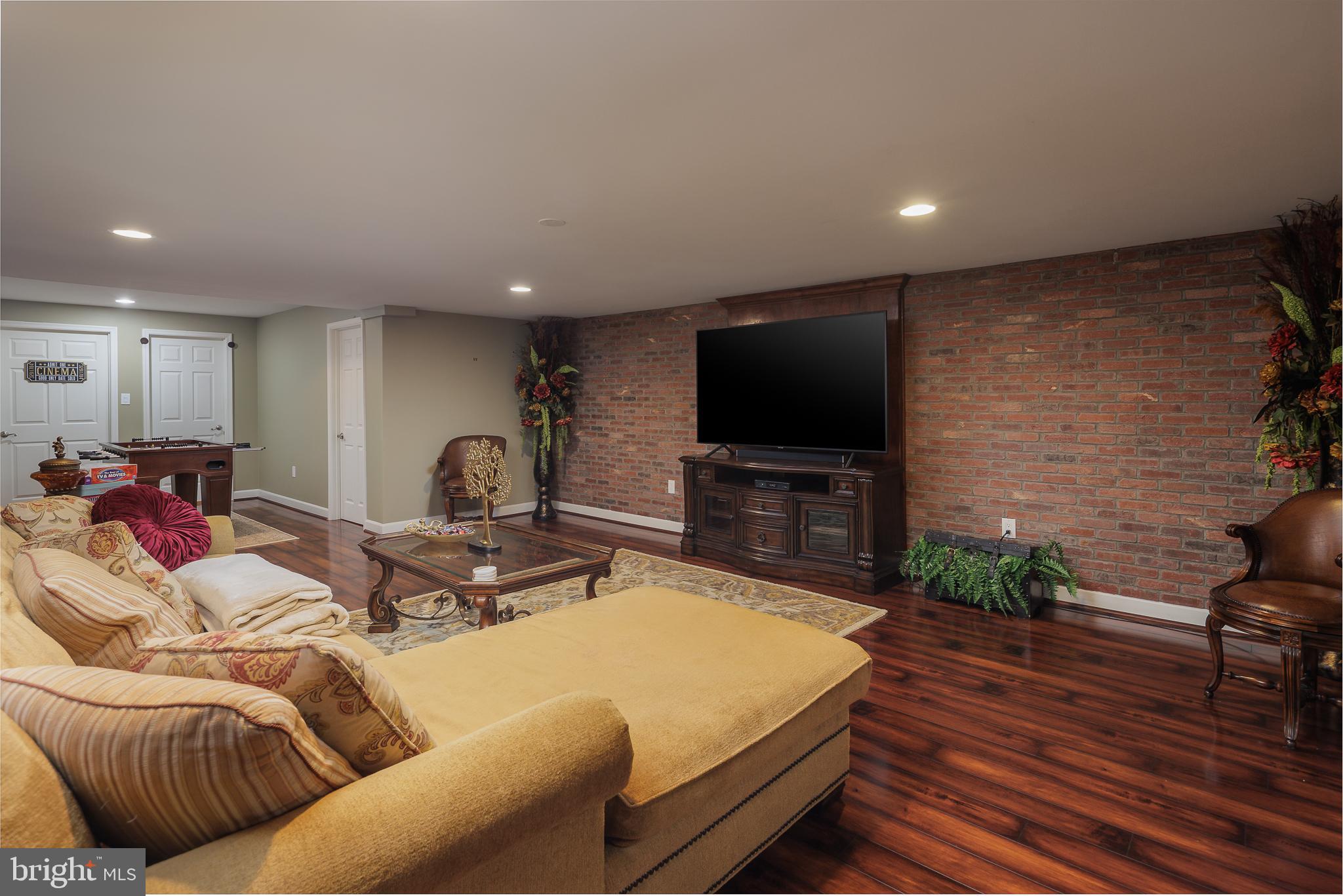 DOMINION VALLEY COUNTRY CLUB - Residential