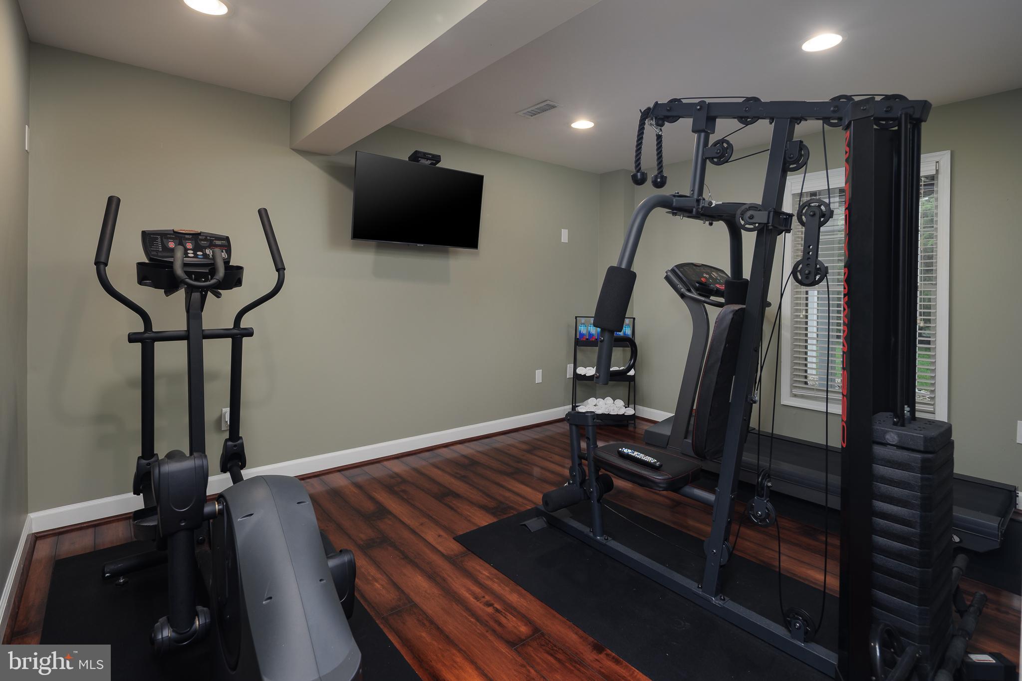 DOMINION VALLEY COUNTRY CLUB - Residential