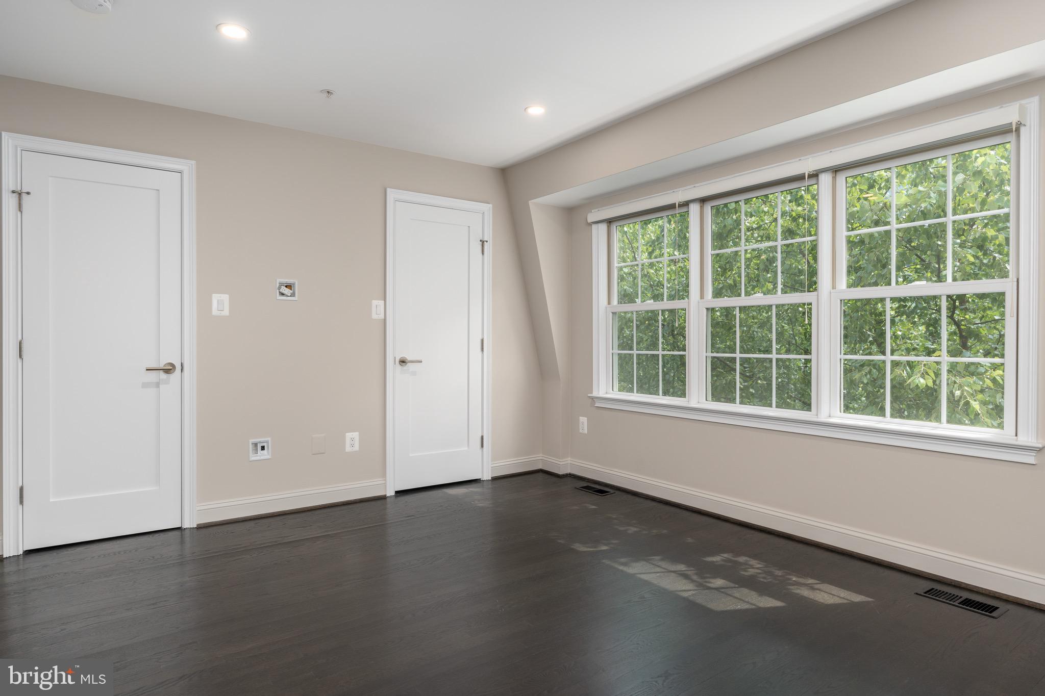 EDGEMOOR - Residential