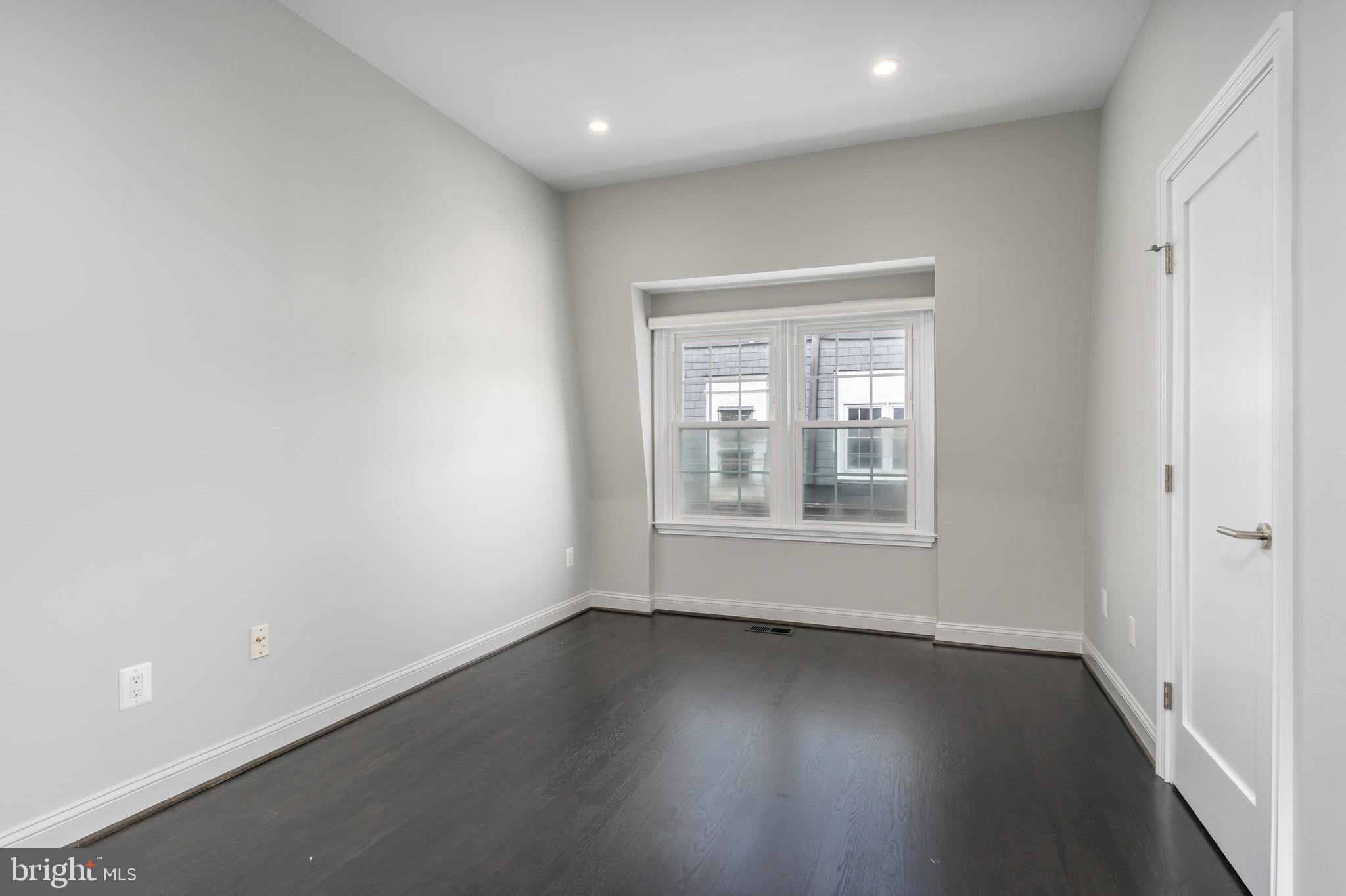 EDGEMOOR - Residential