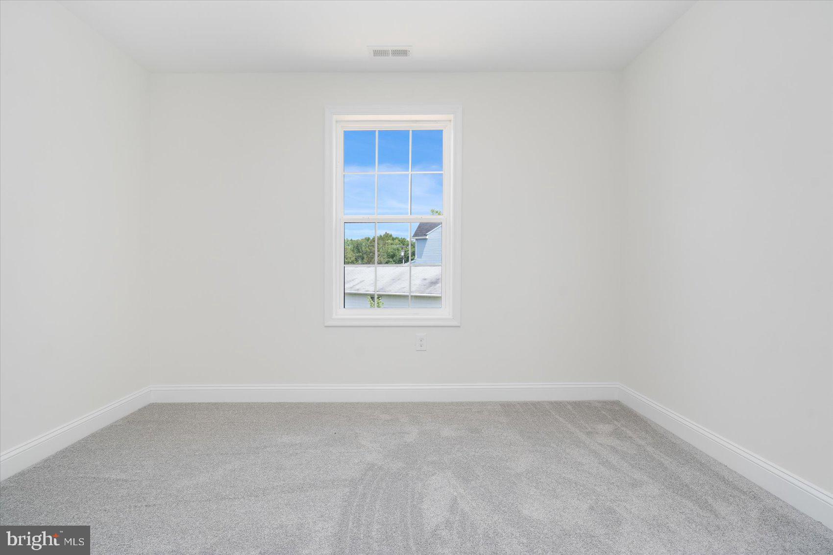 OLIVER BEACH - Residential