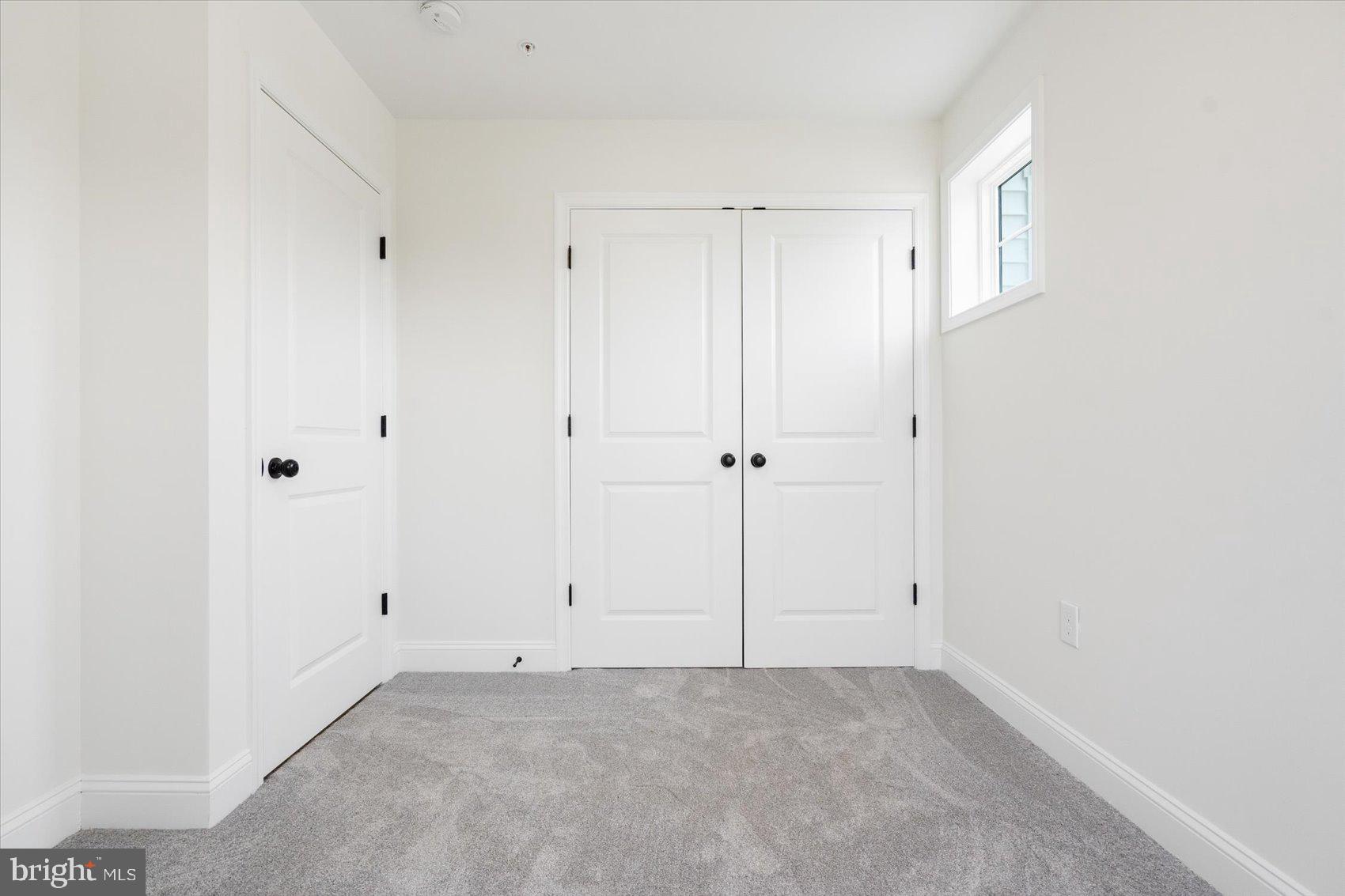 OLIVER BEACH - Residential