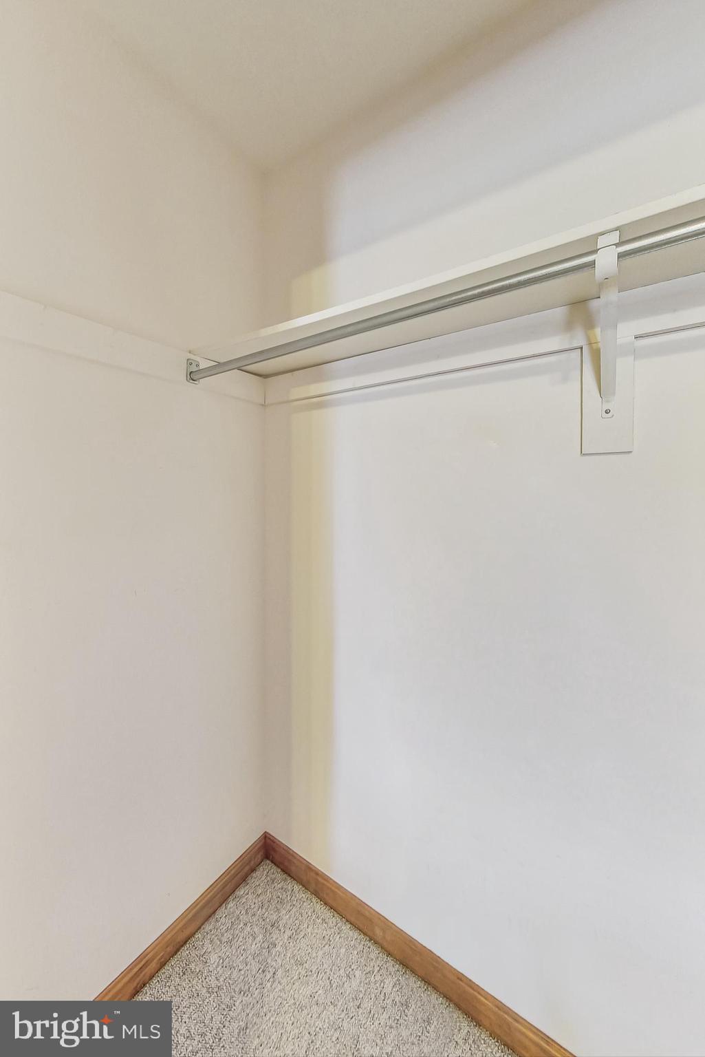 COLONIAL PARK EAST - Residential