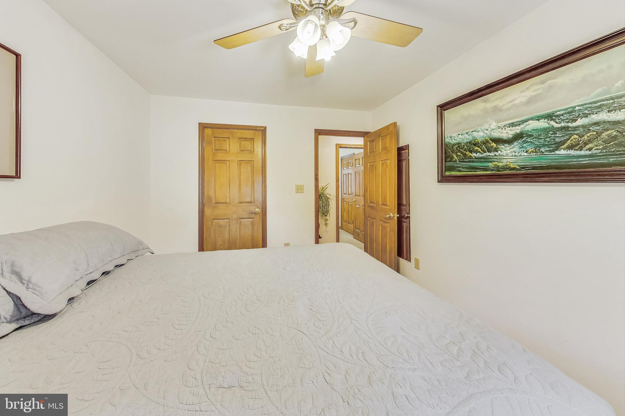 COLONIAL PARK EAST - Residential