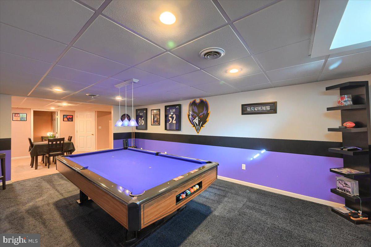 ALLWOOD MANOR - Residential