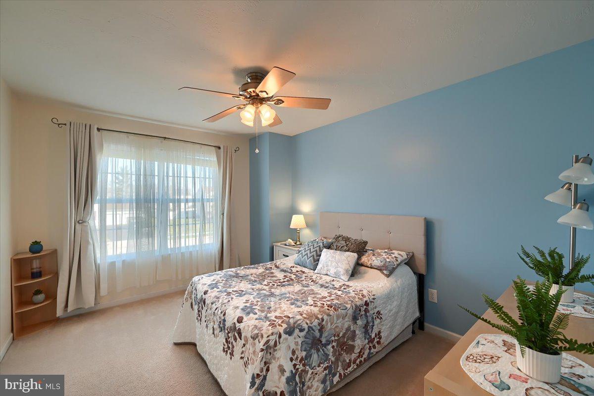 ALLWOOD MANOR - Residential