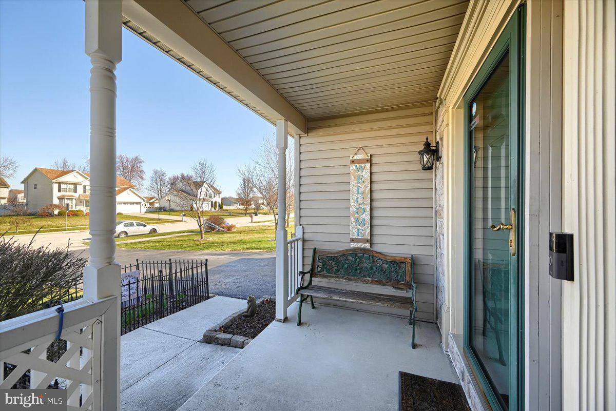 ALLWOOD MANOR - Residential