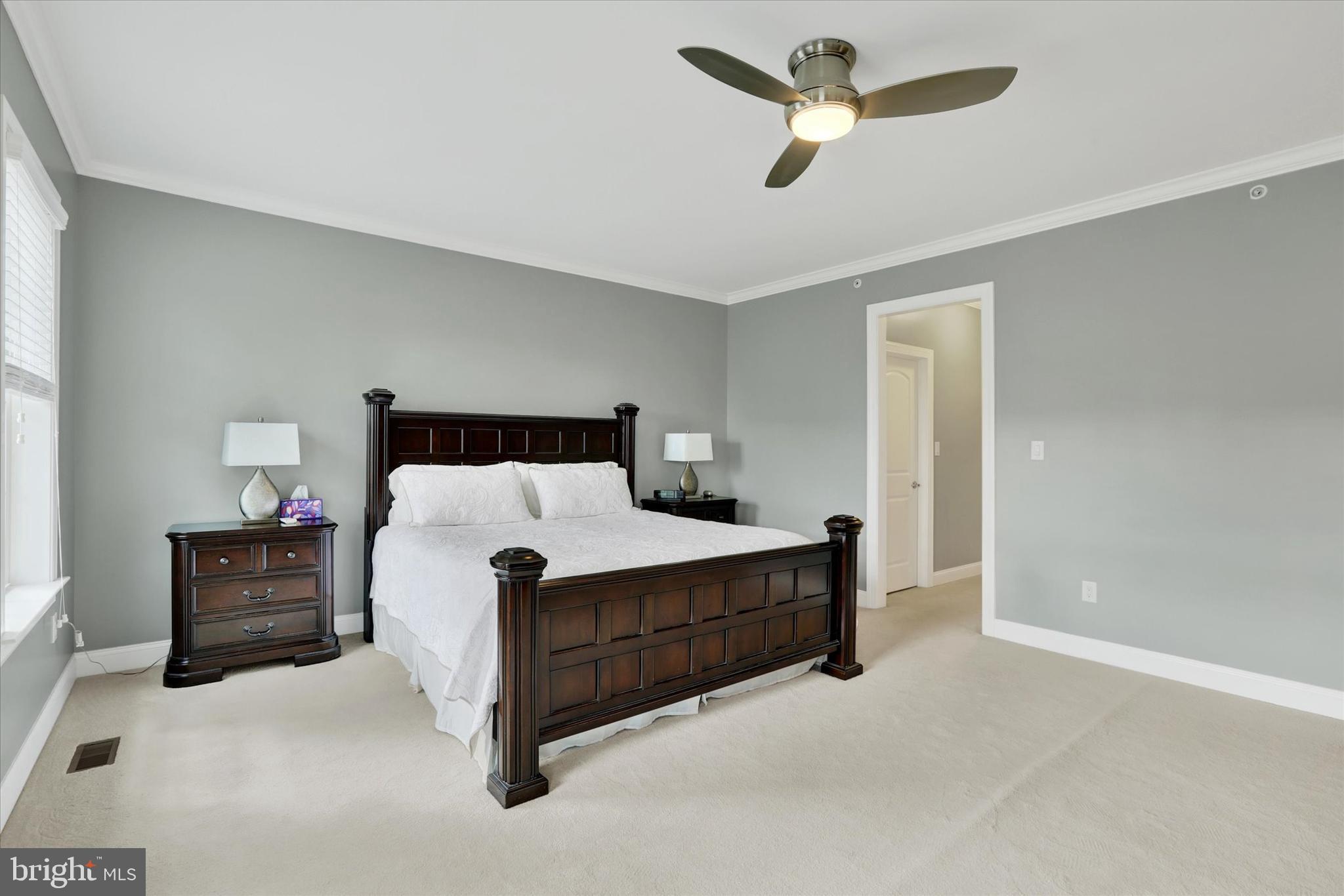 WALDEN SQUARE - Residential