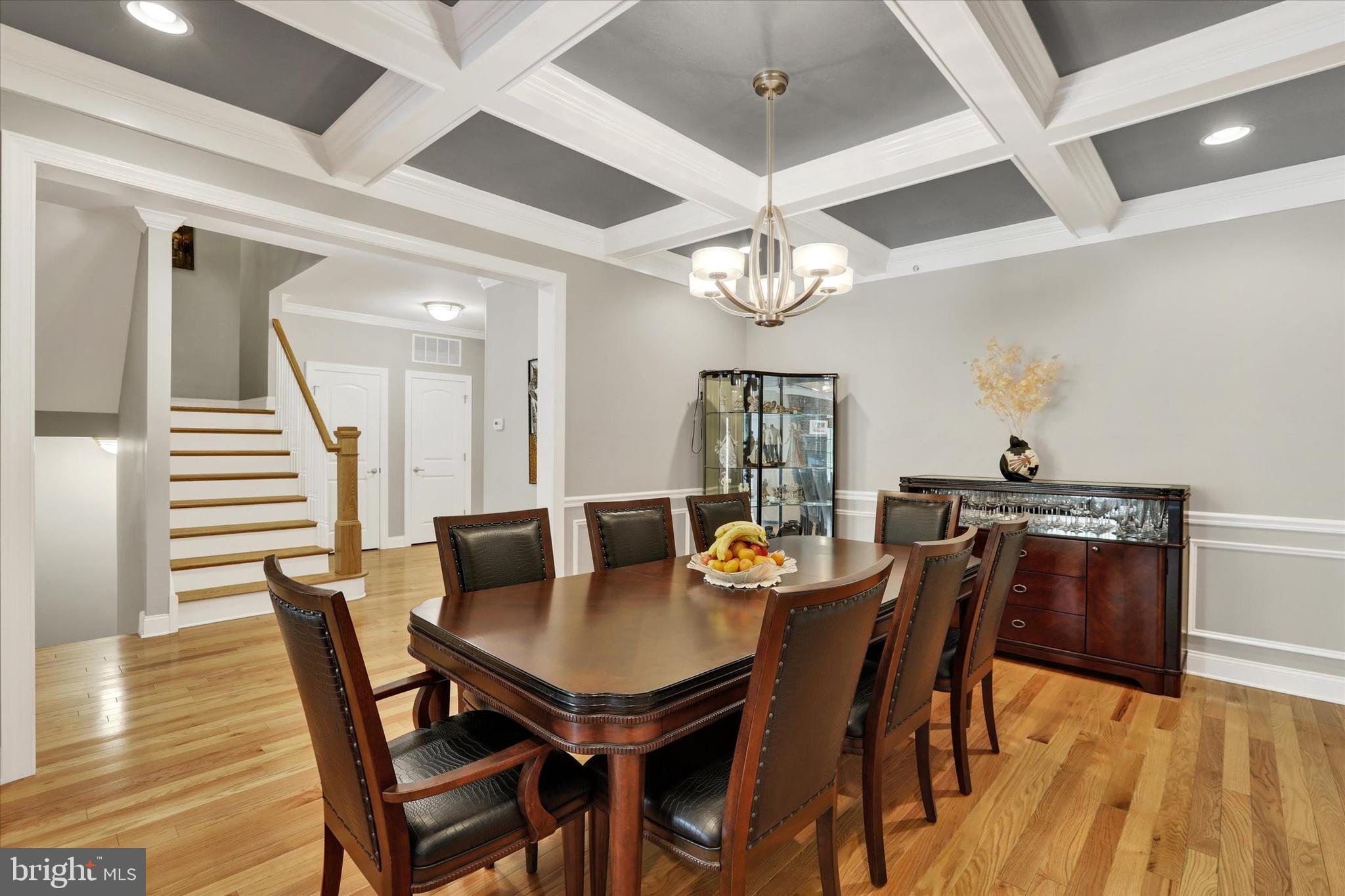 WALDEN SQUARE - Residential