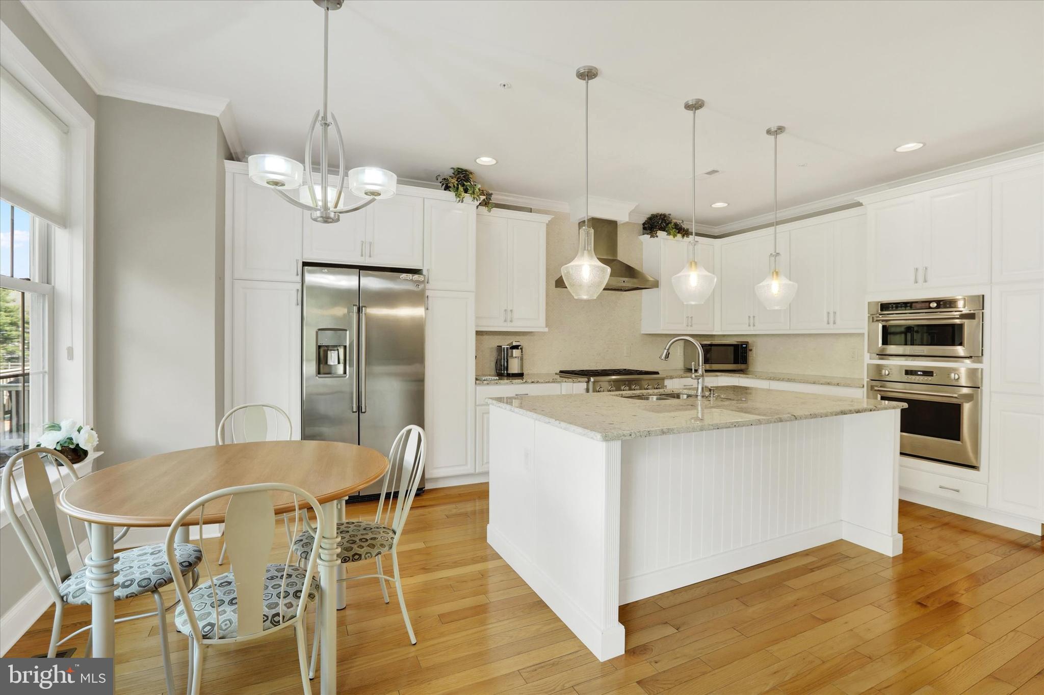 WALDEN SQUARE - Residential