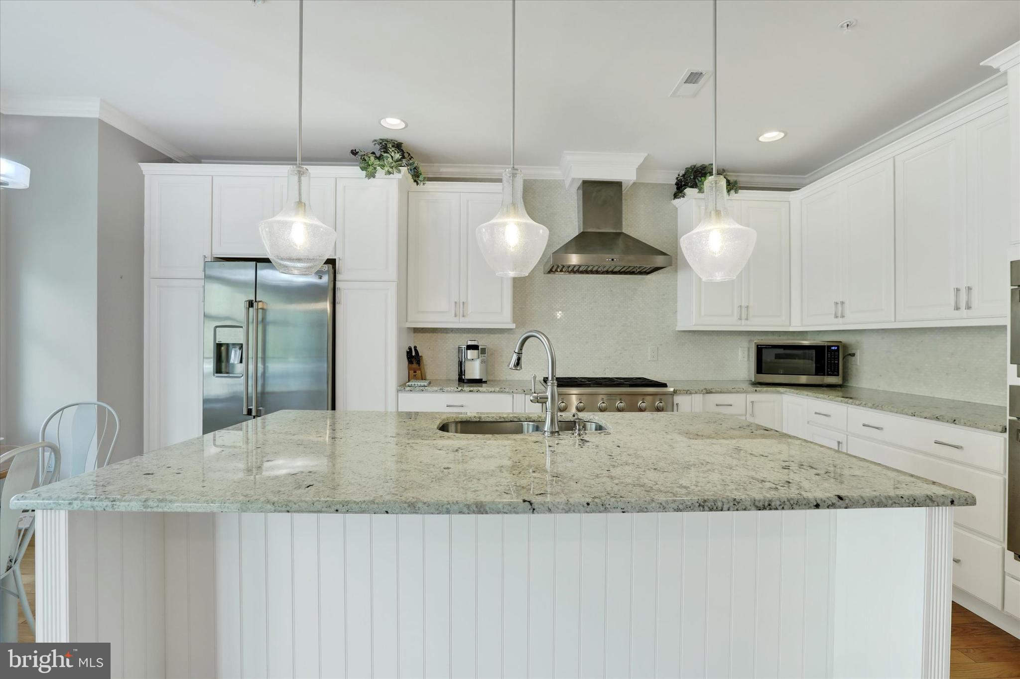 WALDEN SQUARE - Residential