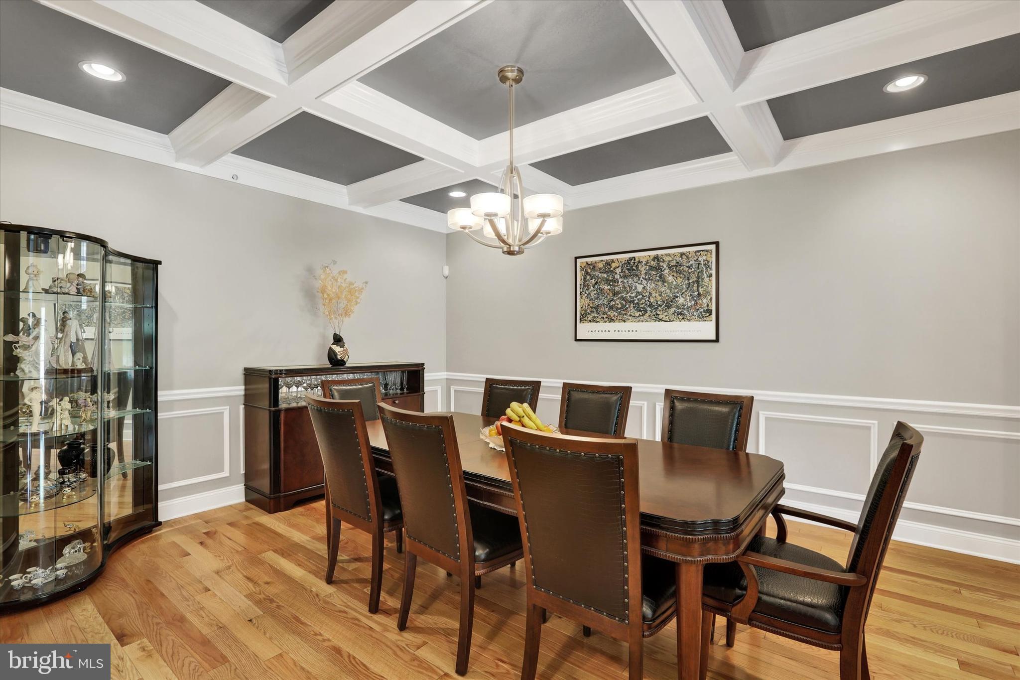 WALDEN SQUARE - Residential