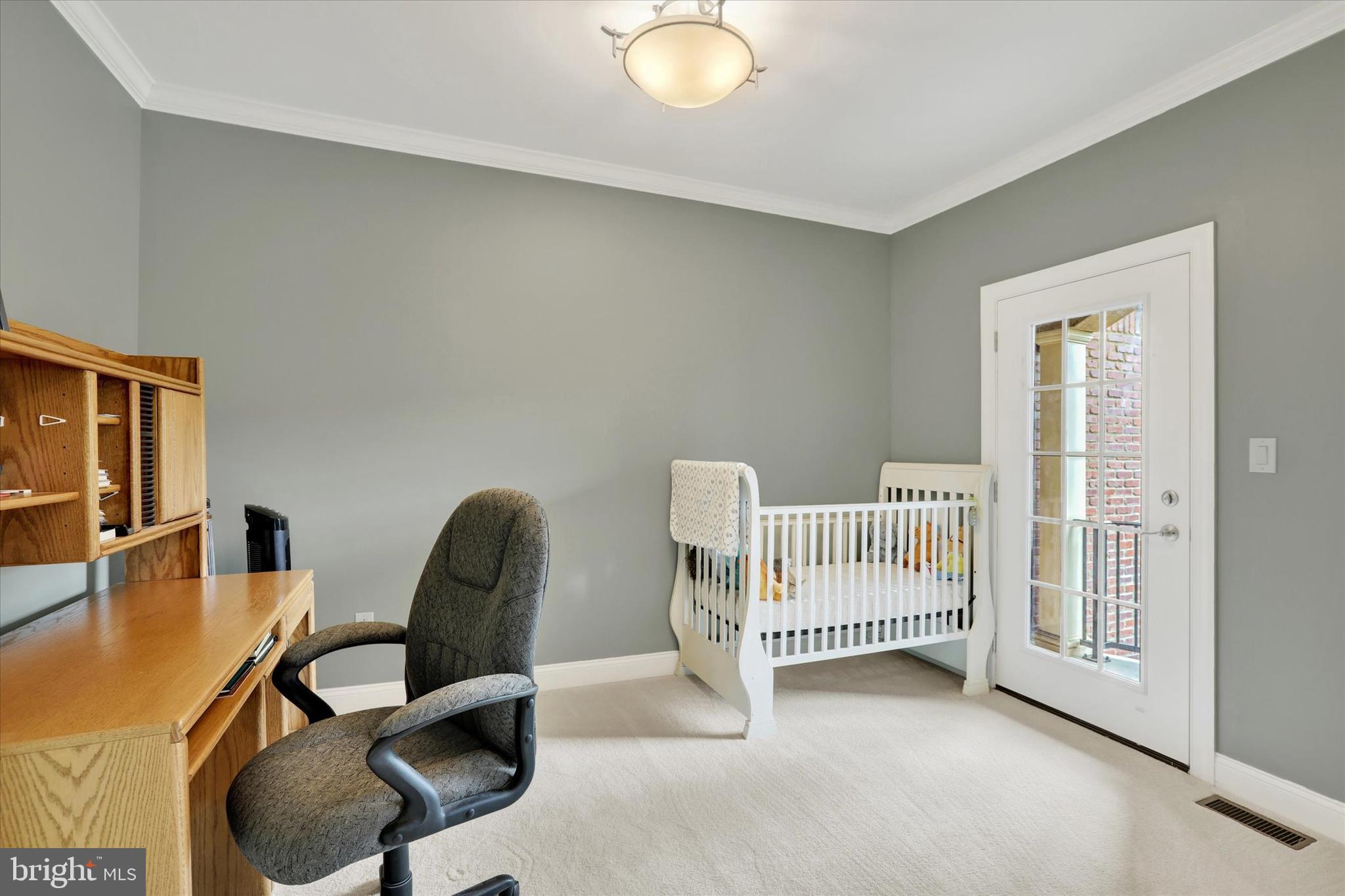 WALDEN SQUARE - Residential