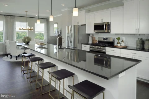 MLS: MDAA2151296