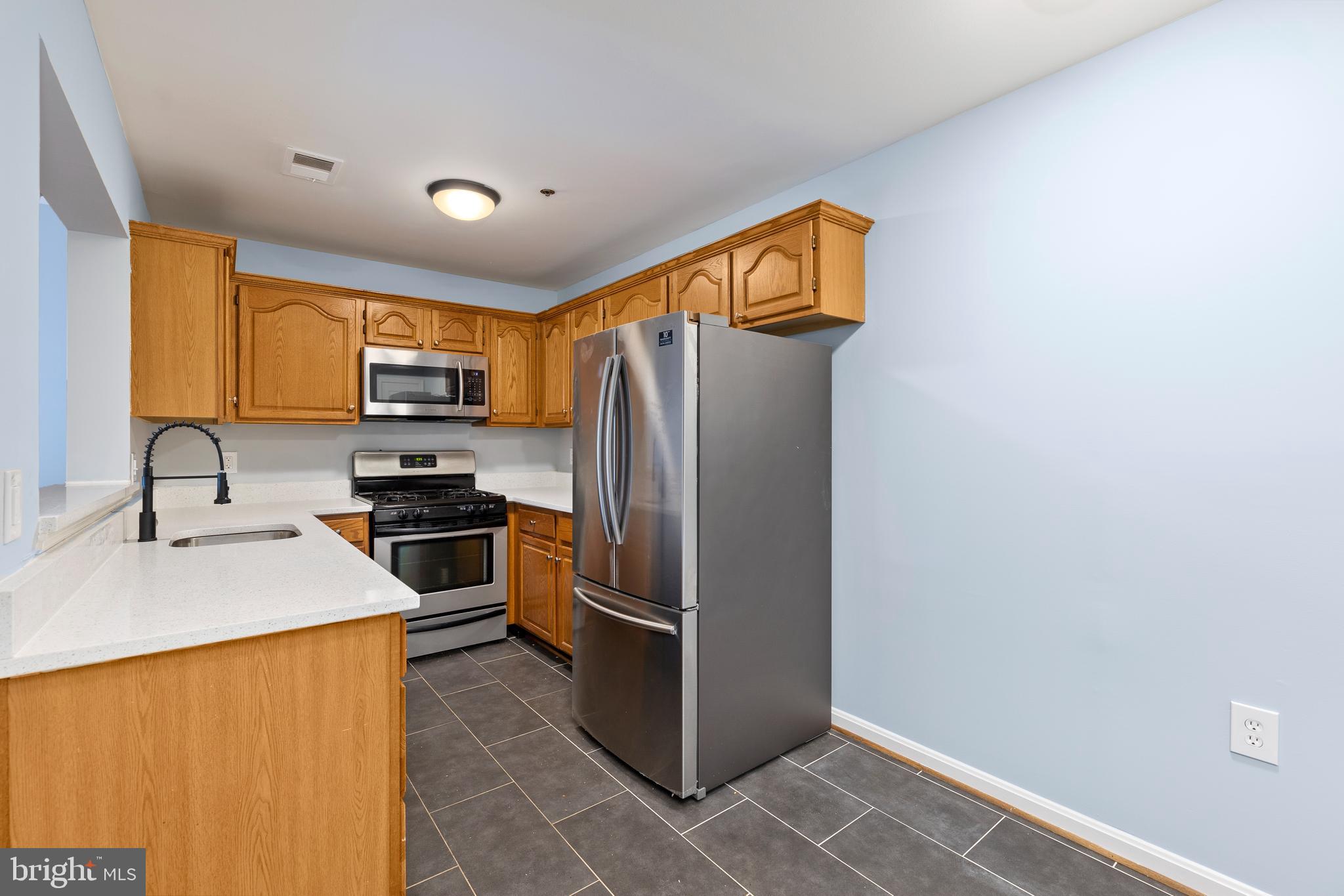 CARRIAGE PARK - Residential Lease