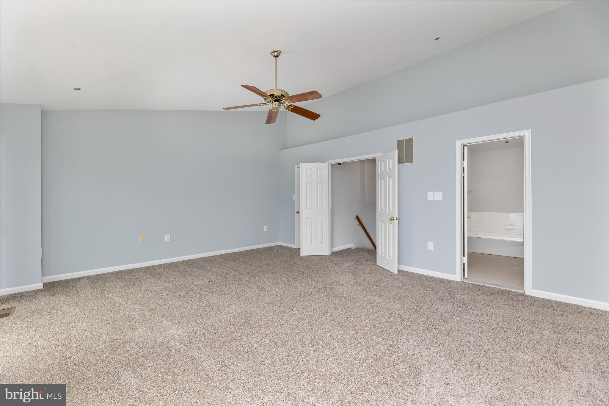 CARRIAGE PARK - Residential Lease