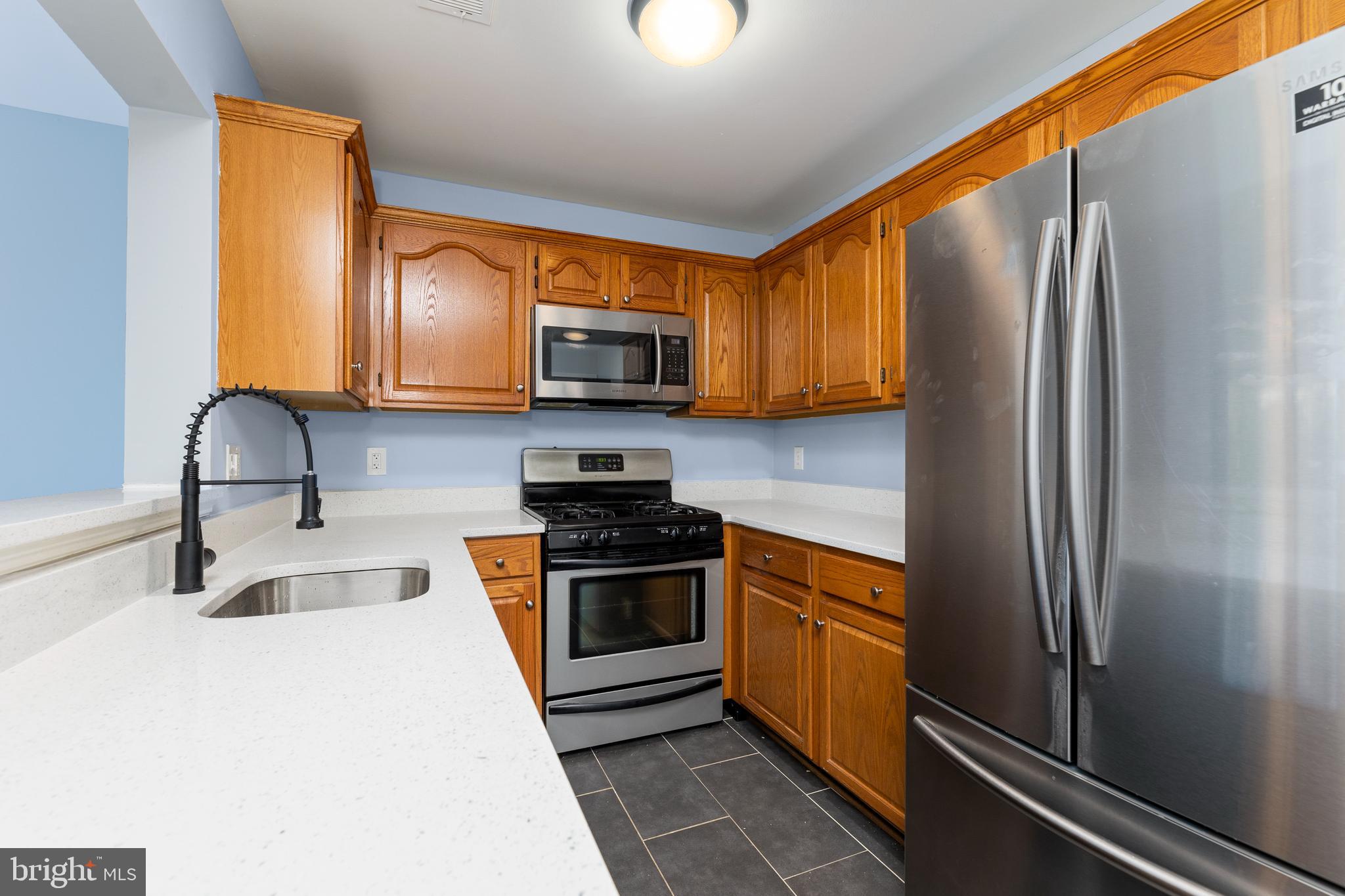 CARRIAGE PARK - Residential Lease