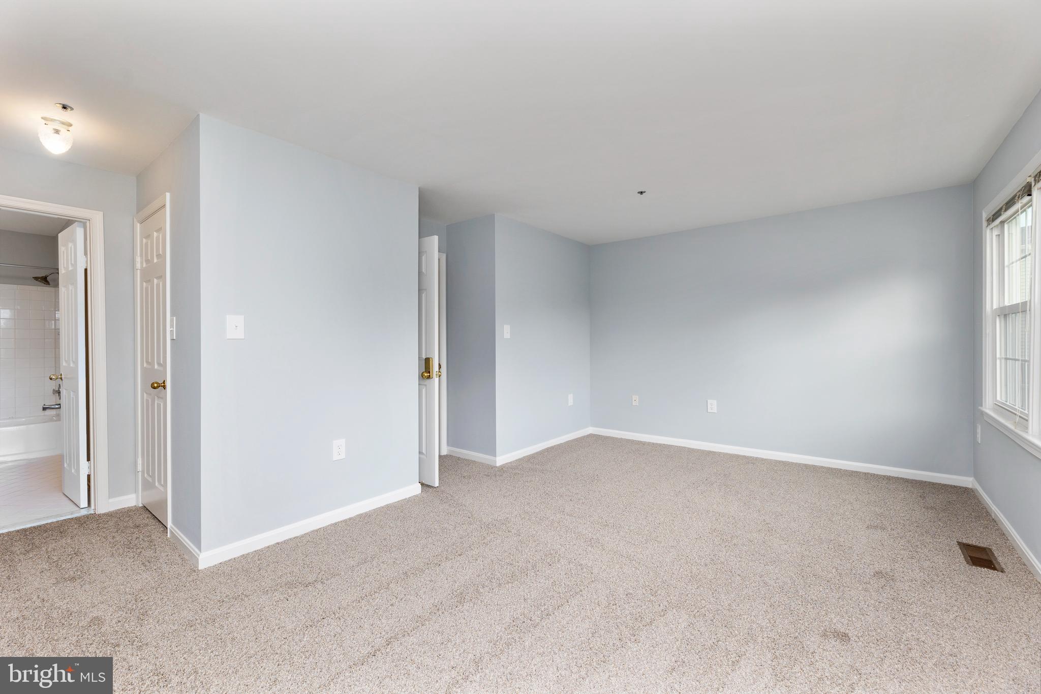 CARRIAGE PARK - Residential Lease