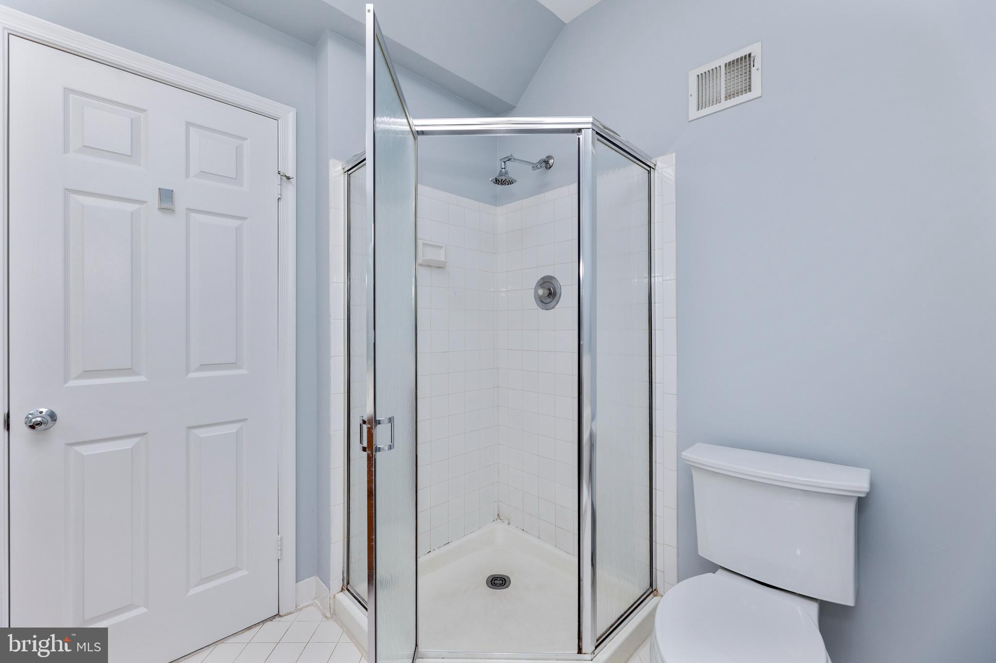 CARRIAGE PARK - Residential Lease