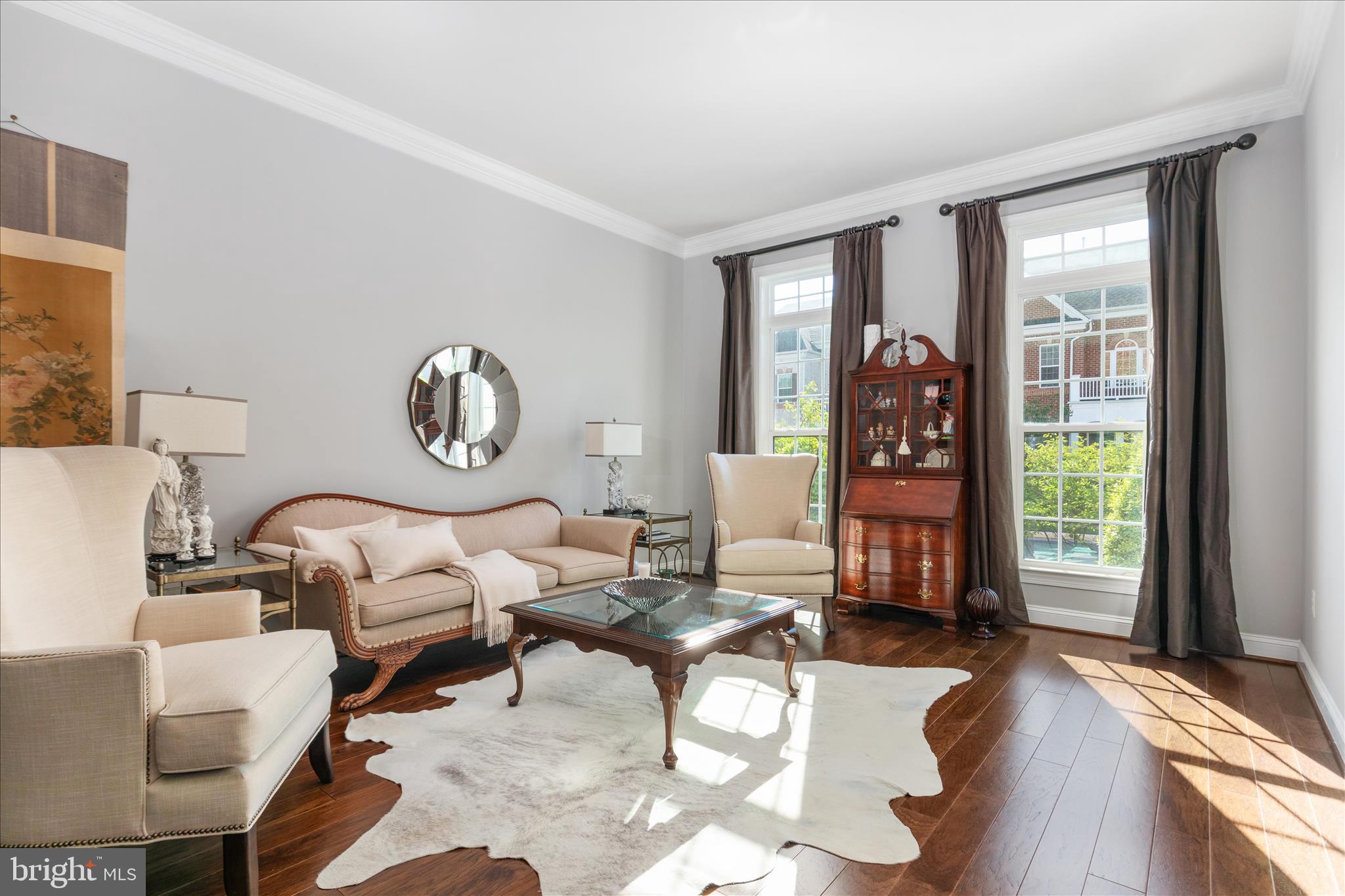 KENSINGTON MANOR - Residential