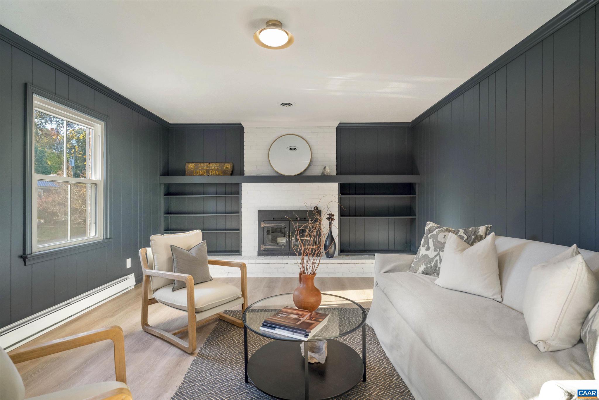 CANTERBURY HILLS - Residential