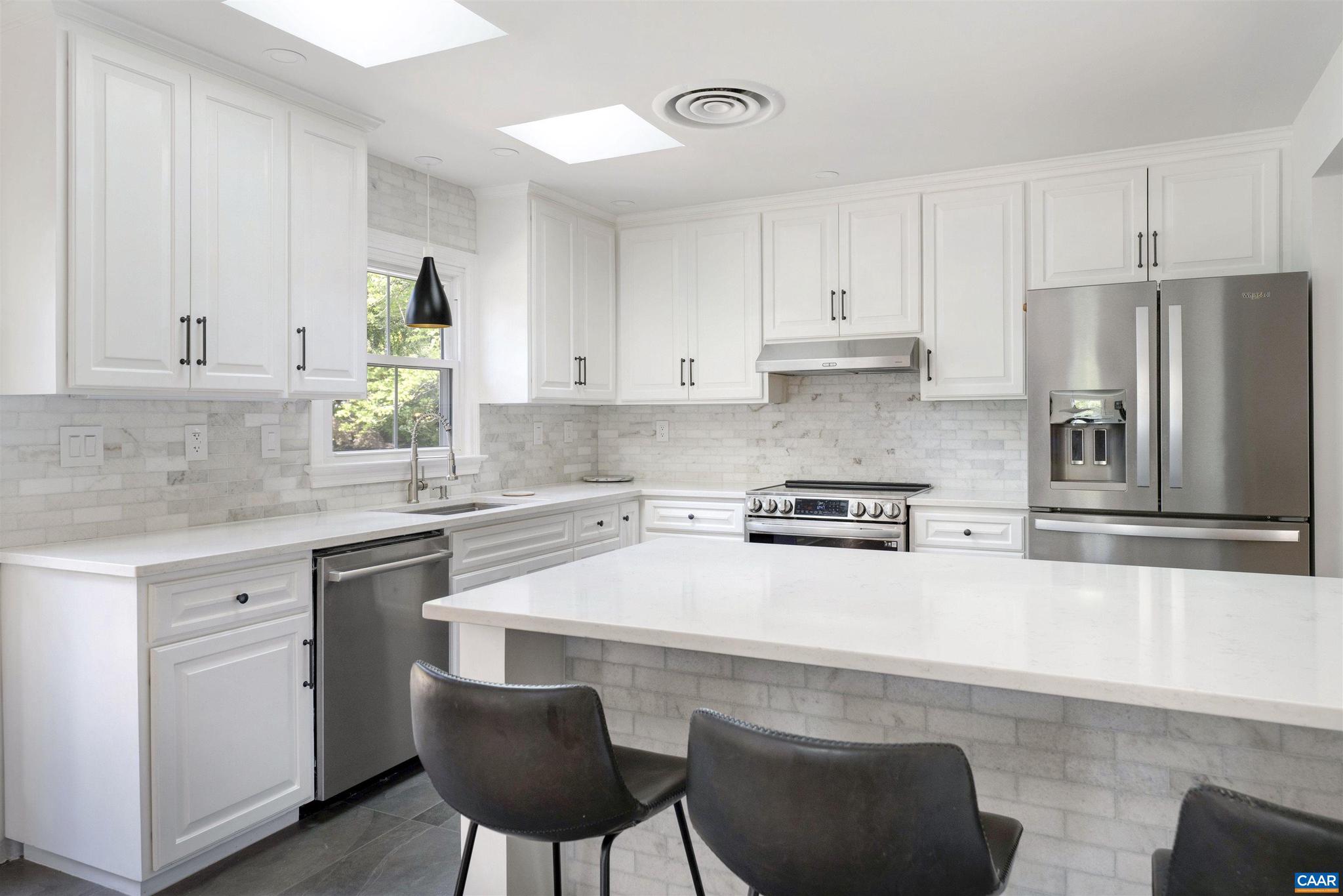 CANTERBURY HILLS - Residential