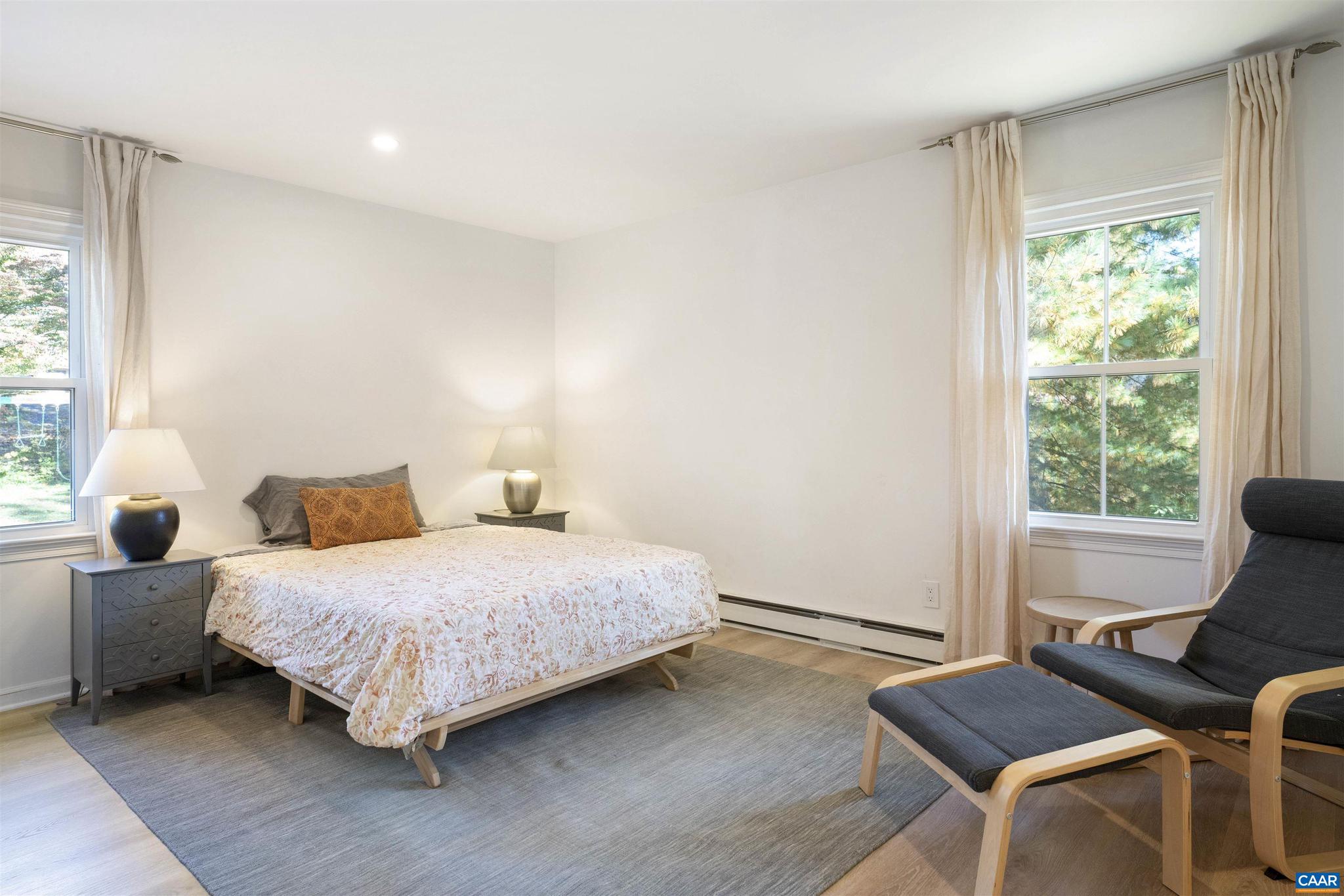 CANTERBURY HILLS - Residential