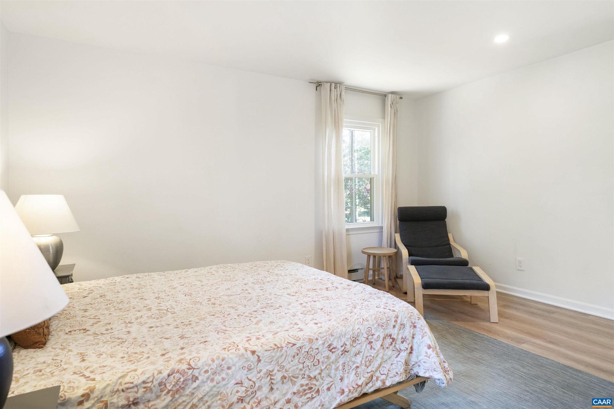 CANTERBURY HILLS - Residential