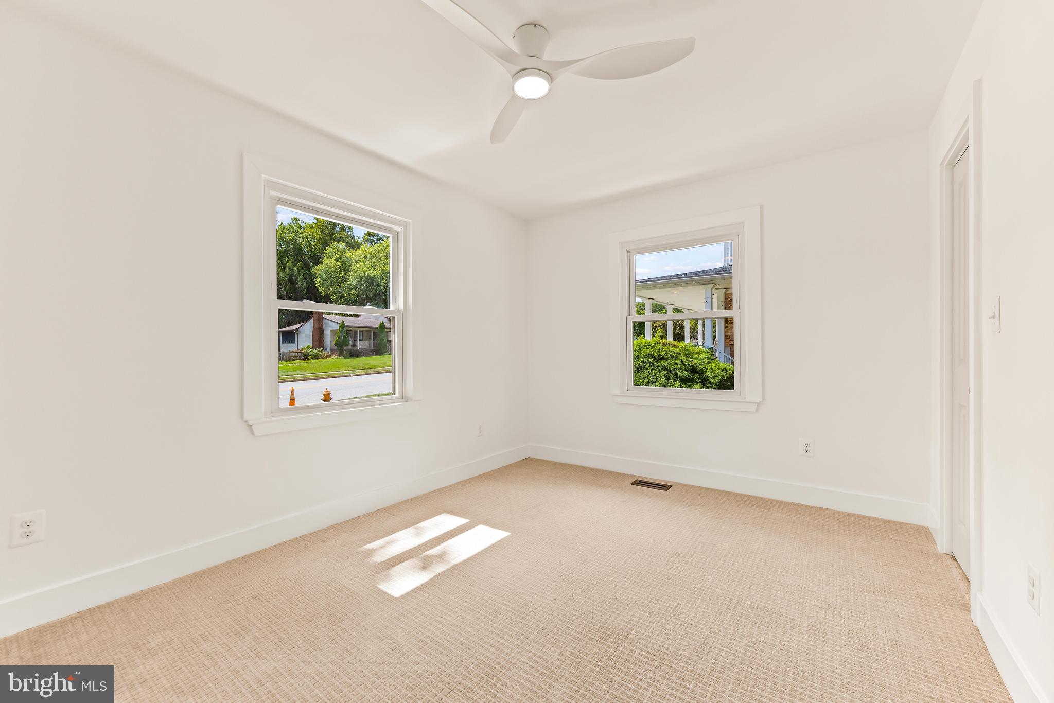 SPRINGDALE - Residential