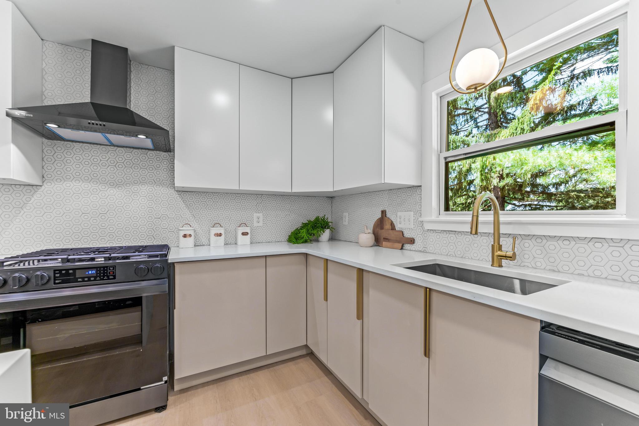 SPRINGDALE - Residential