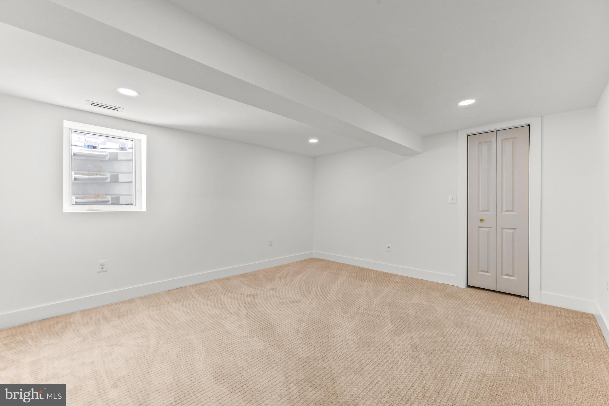 SPRINGDALE - Residential