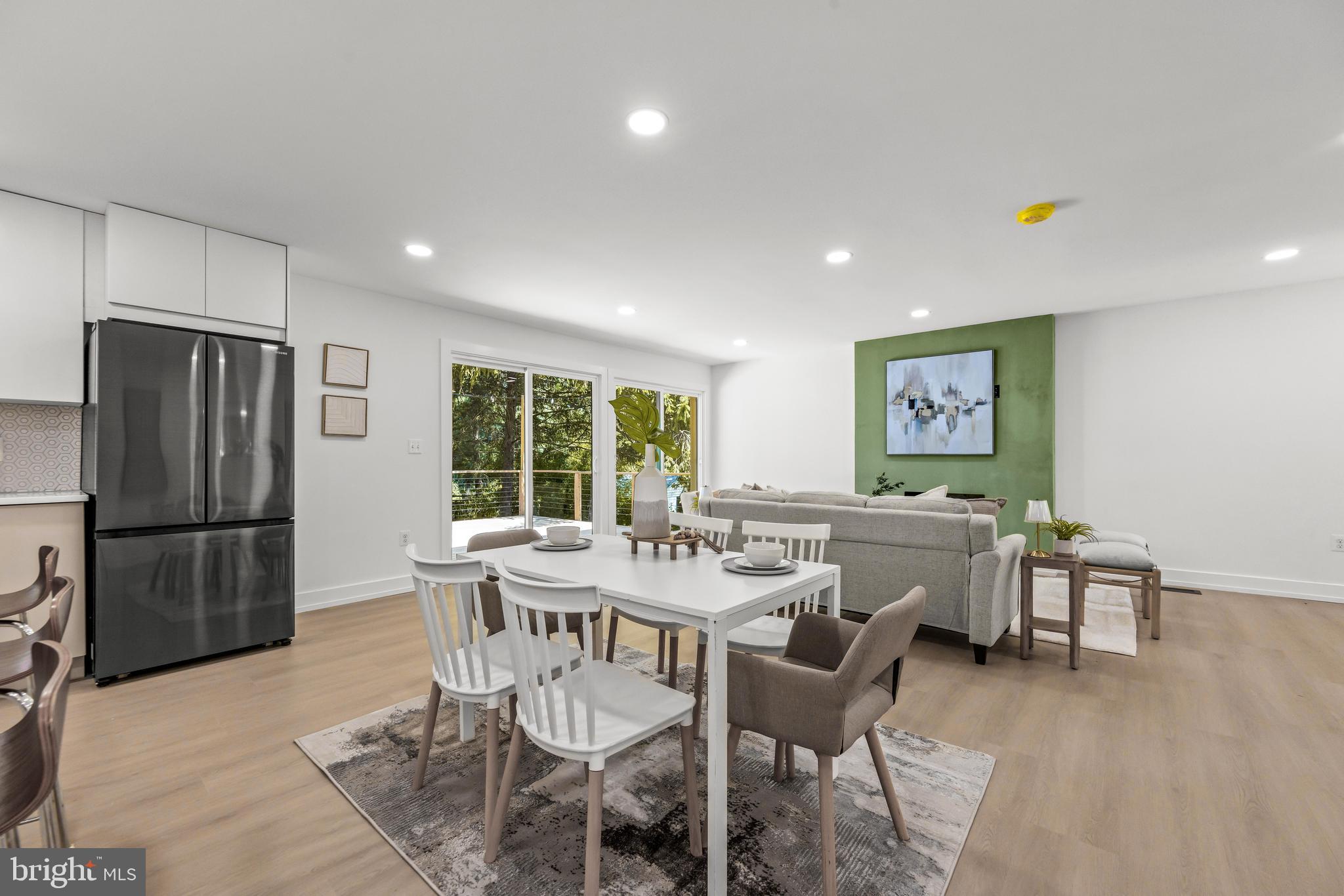 SPRINGDALE - Residential