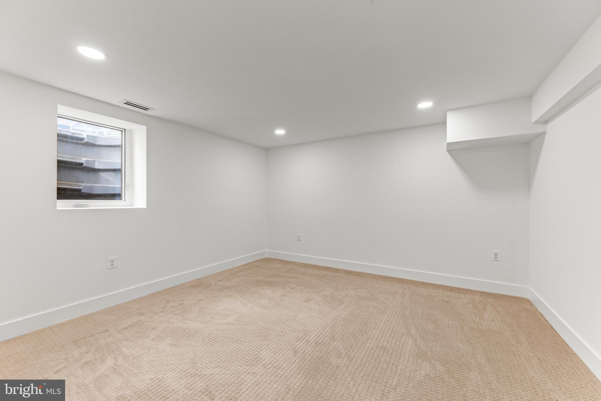 SPRINGDALE - Residential