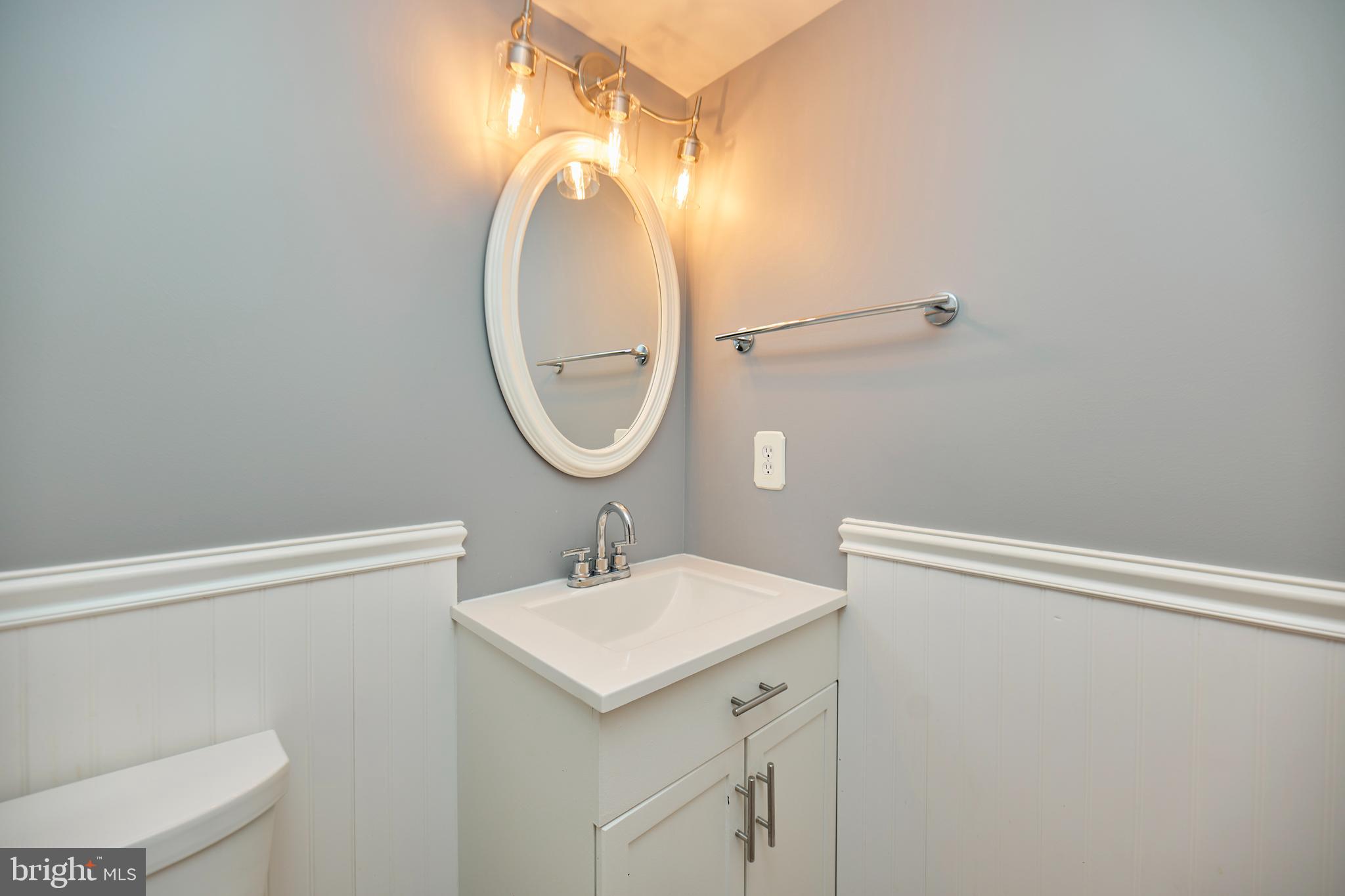 FLINT HILL MANOR - Residential