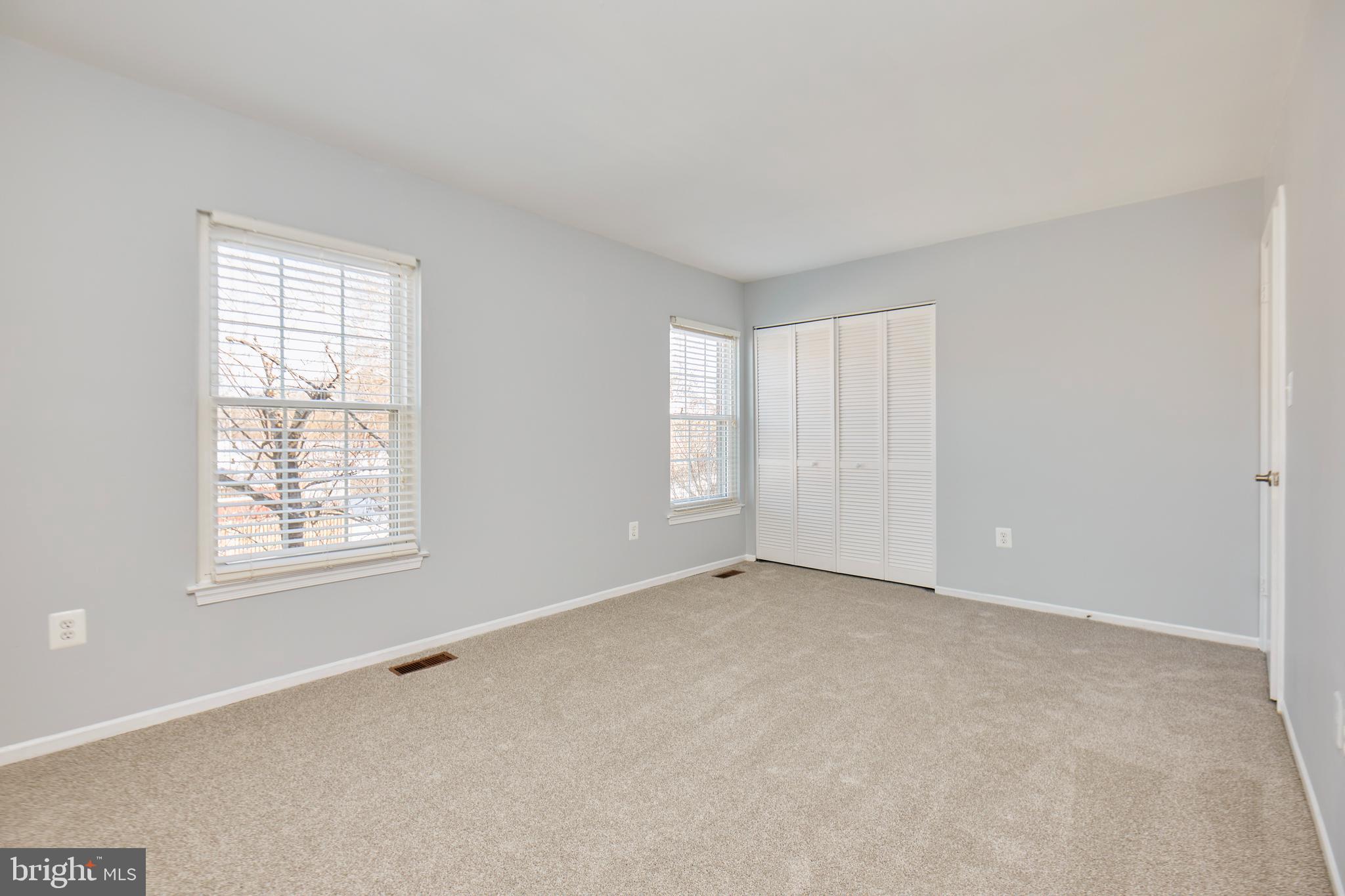 FLINT HILL MANOR - Residential