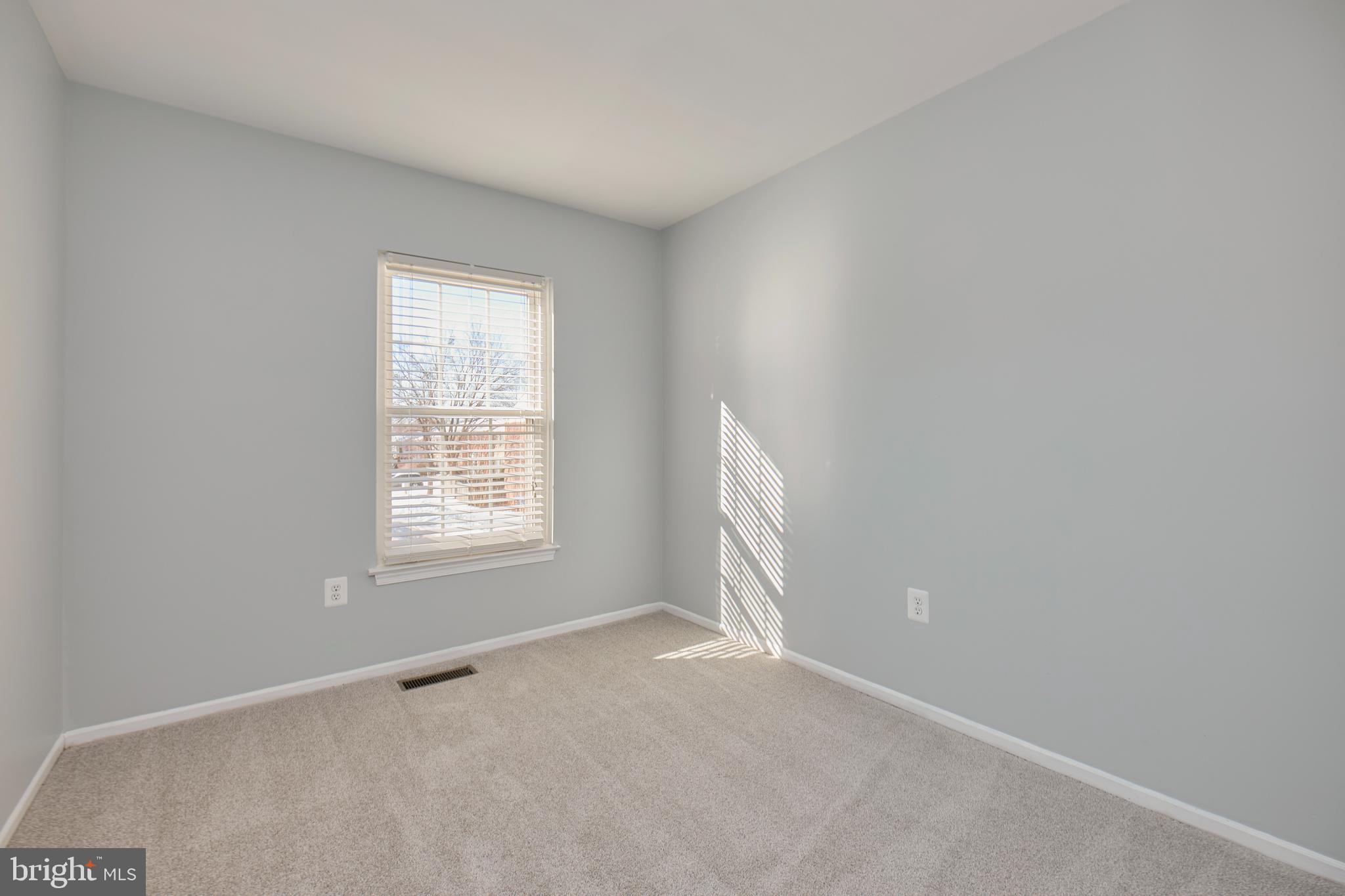 FLINT HILL MANOR - Residential