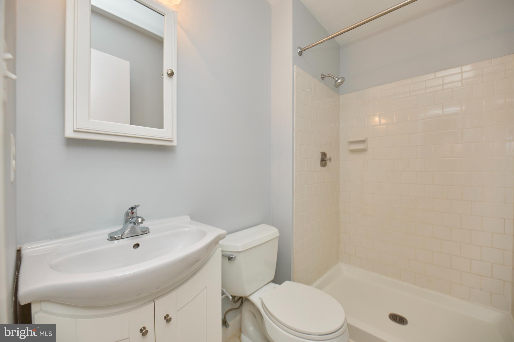 FLINT HILL MANOR - Residential