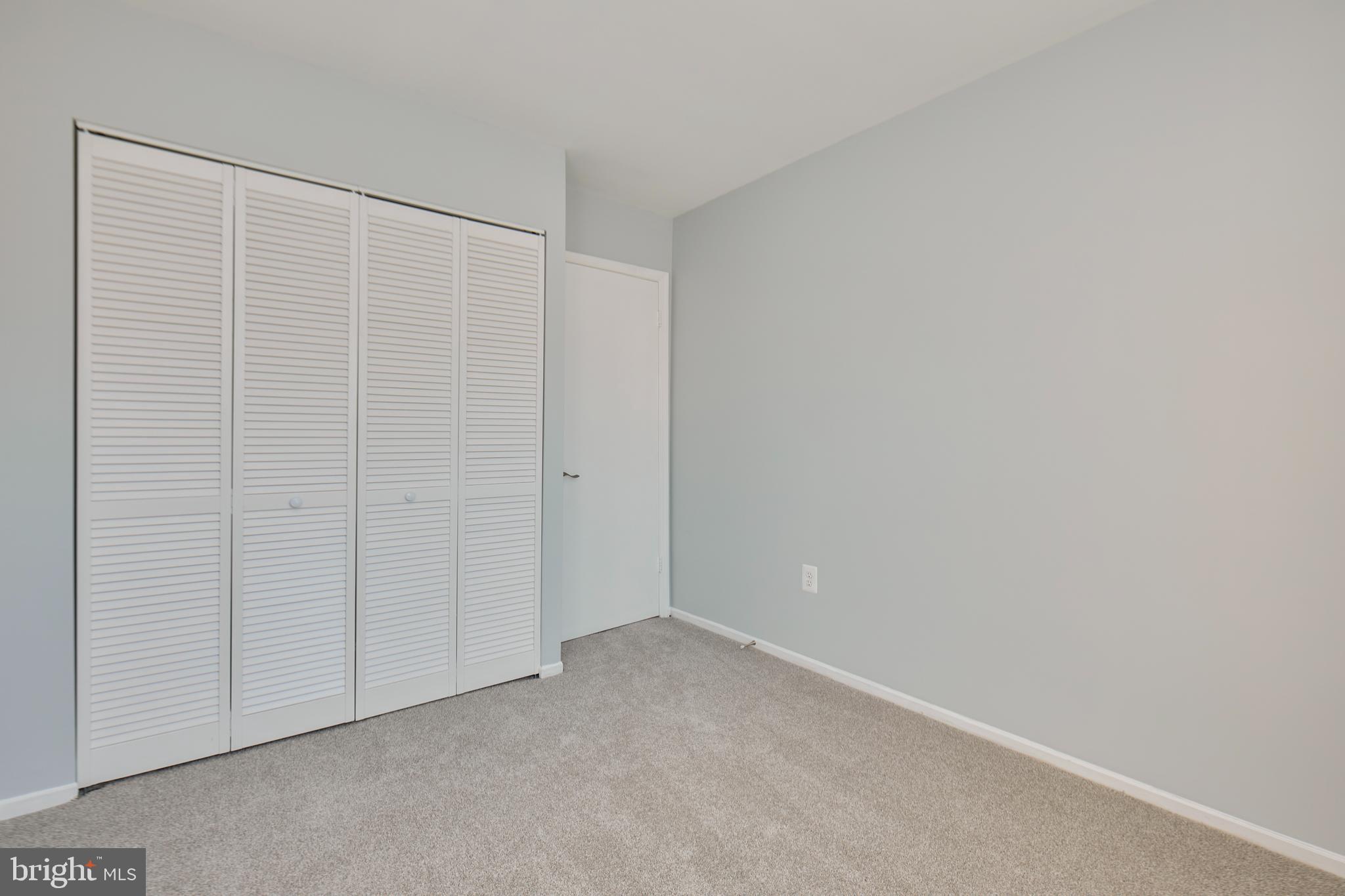 FLINT HILL MANOR - Residential